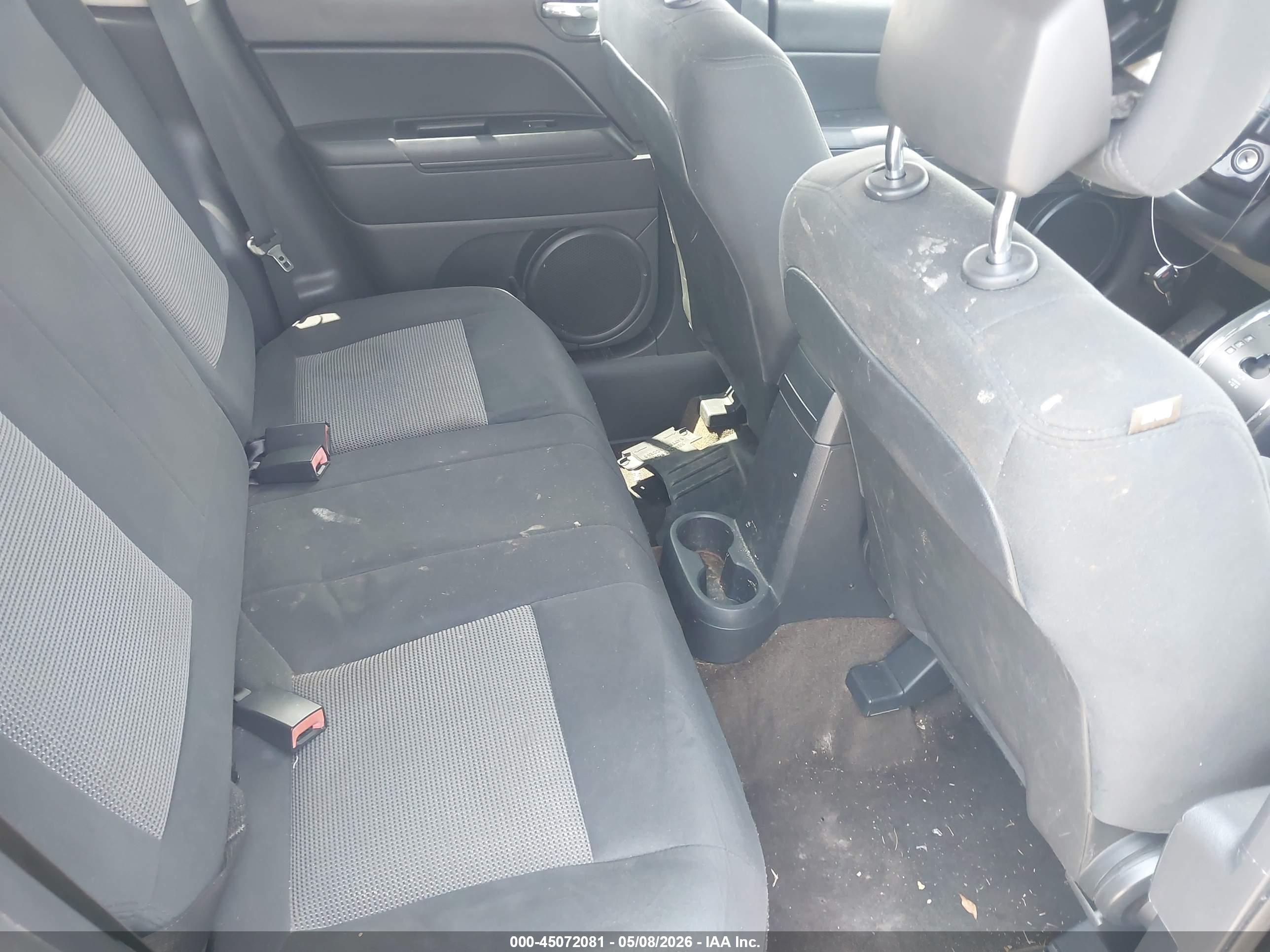 JEEP COMPASS image 8