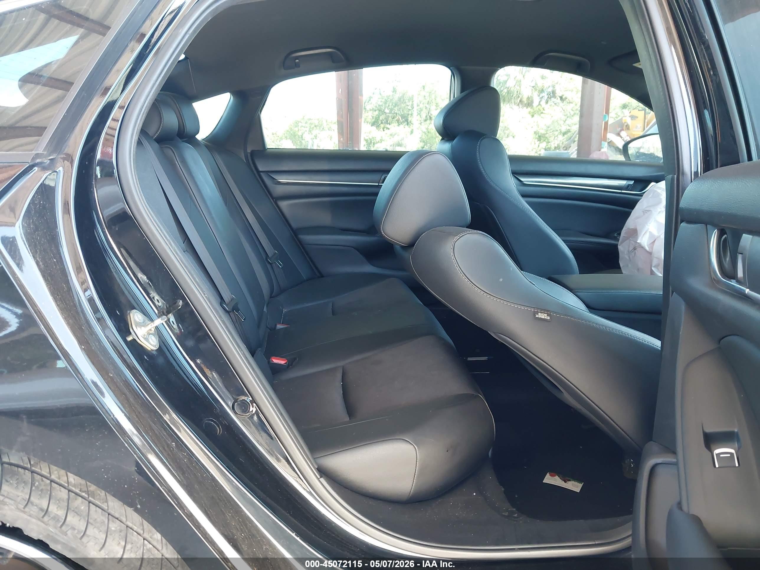 HONDA ACCORD image 8