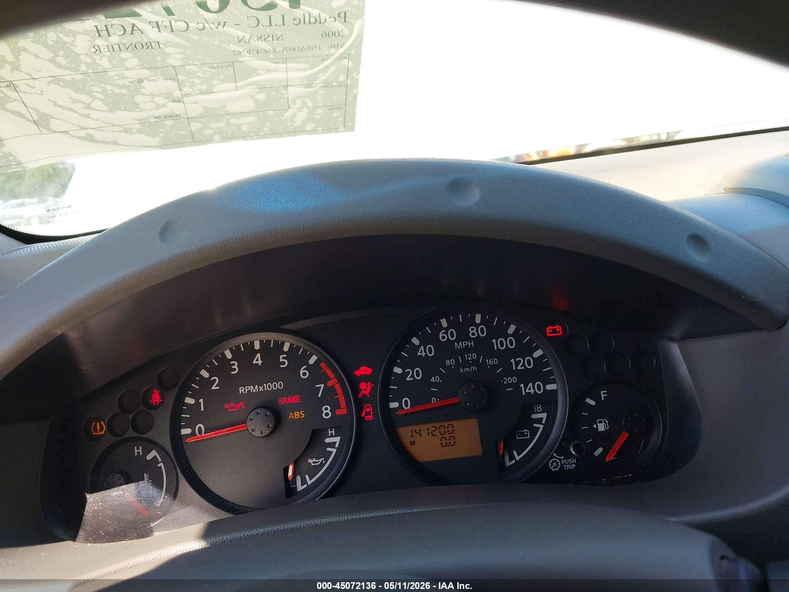NISSAN FRONTIER image 7