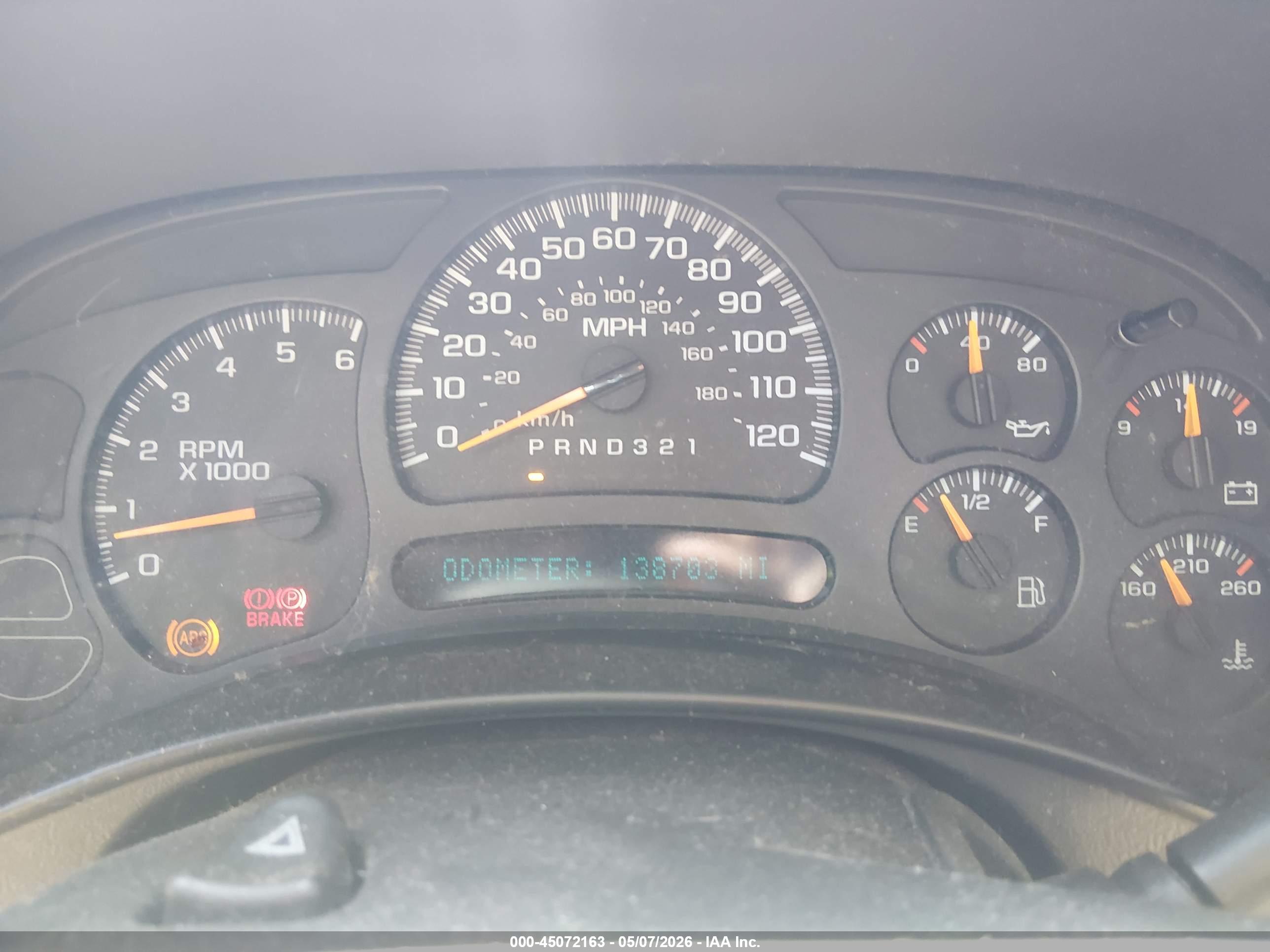 CHEVROLET SILVERADO image 7