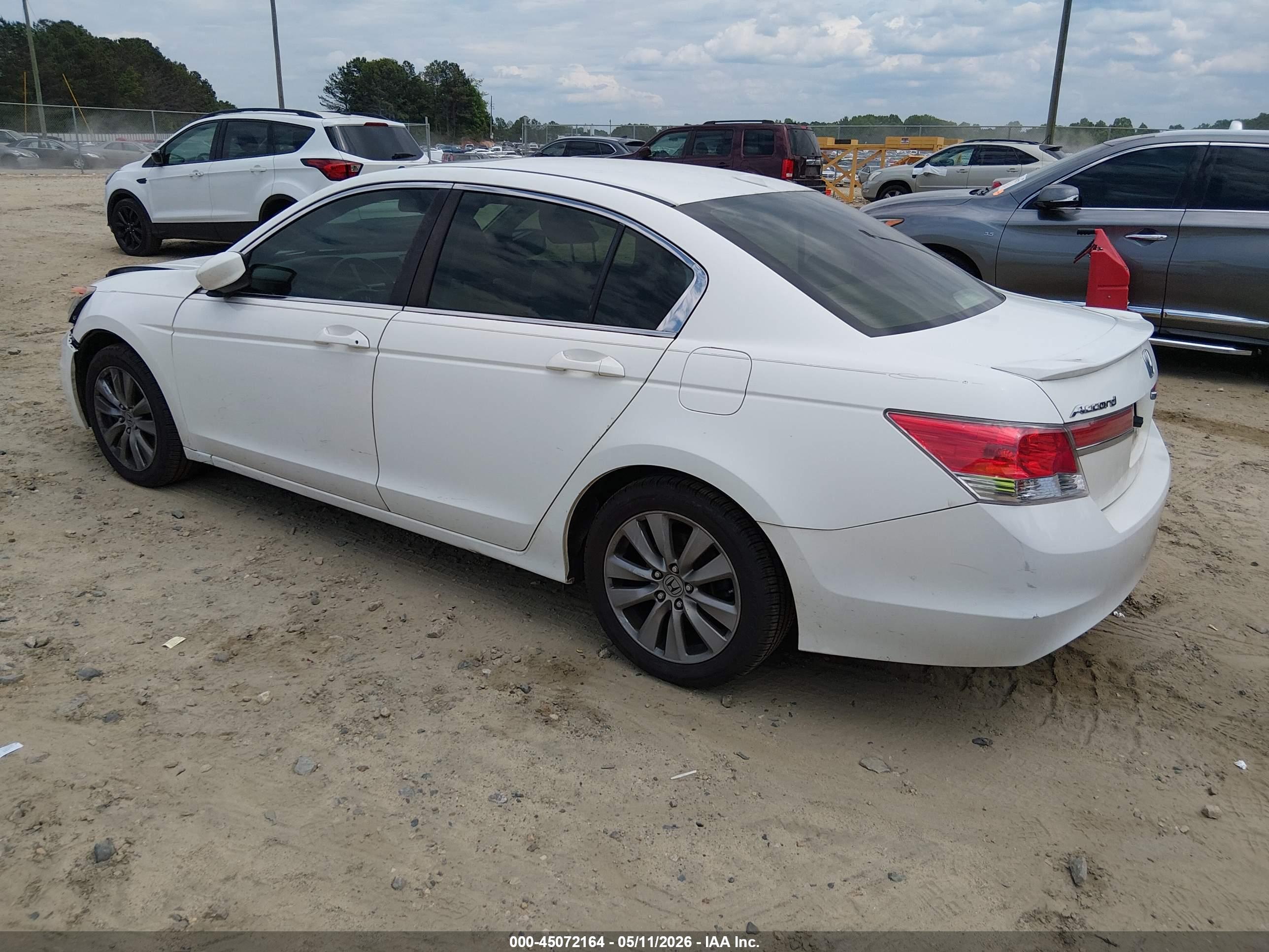 HONDA ACCORD image 3