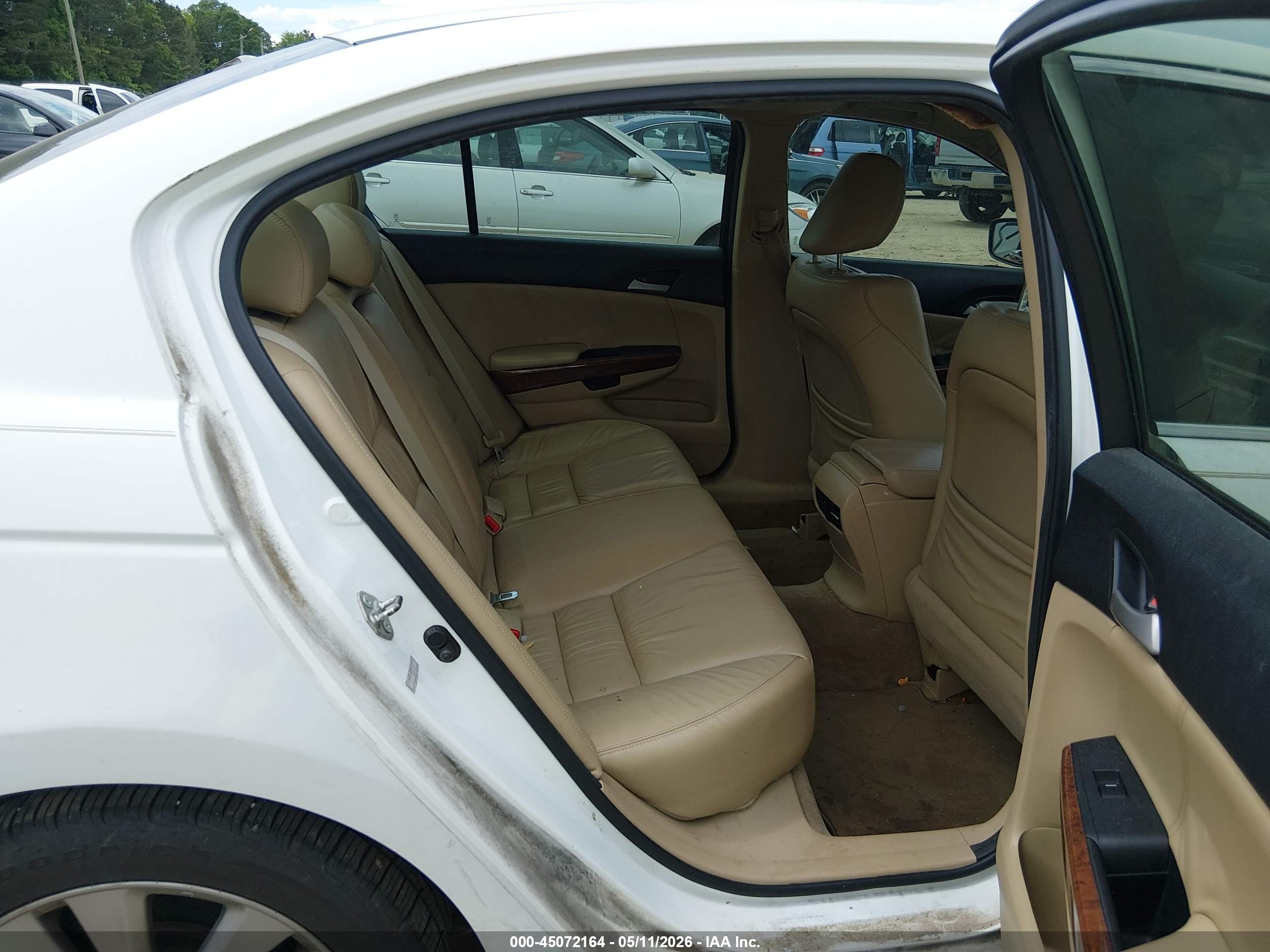 HONDA ACCORD image 8