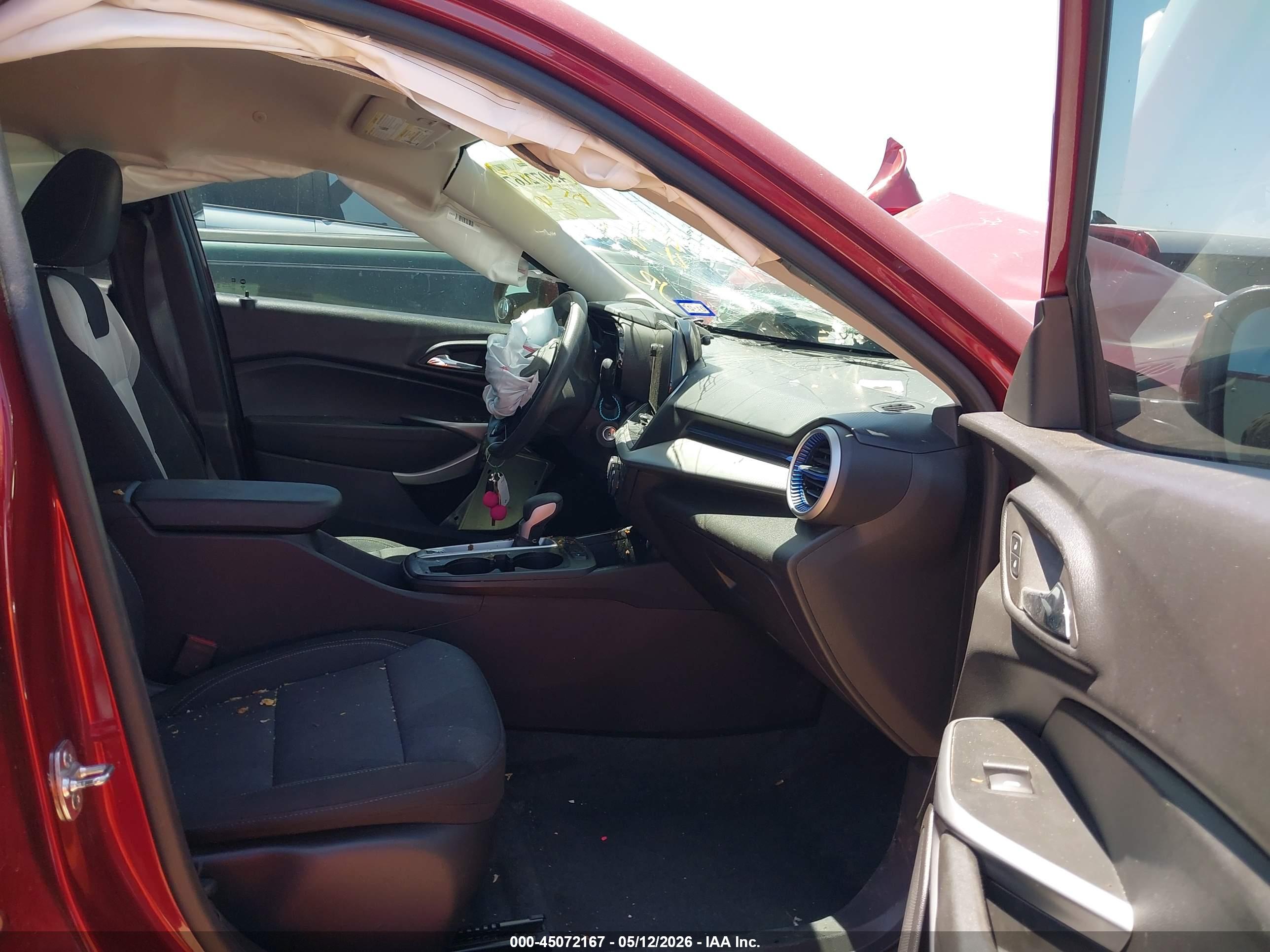 CHEVROLET TRAX image 5