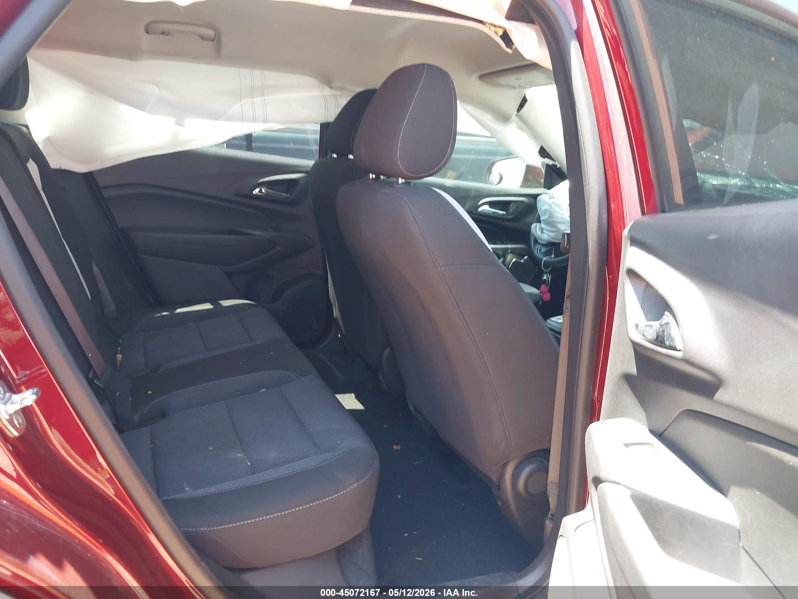 CHEVROLET TRAX image 8