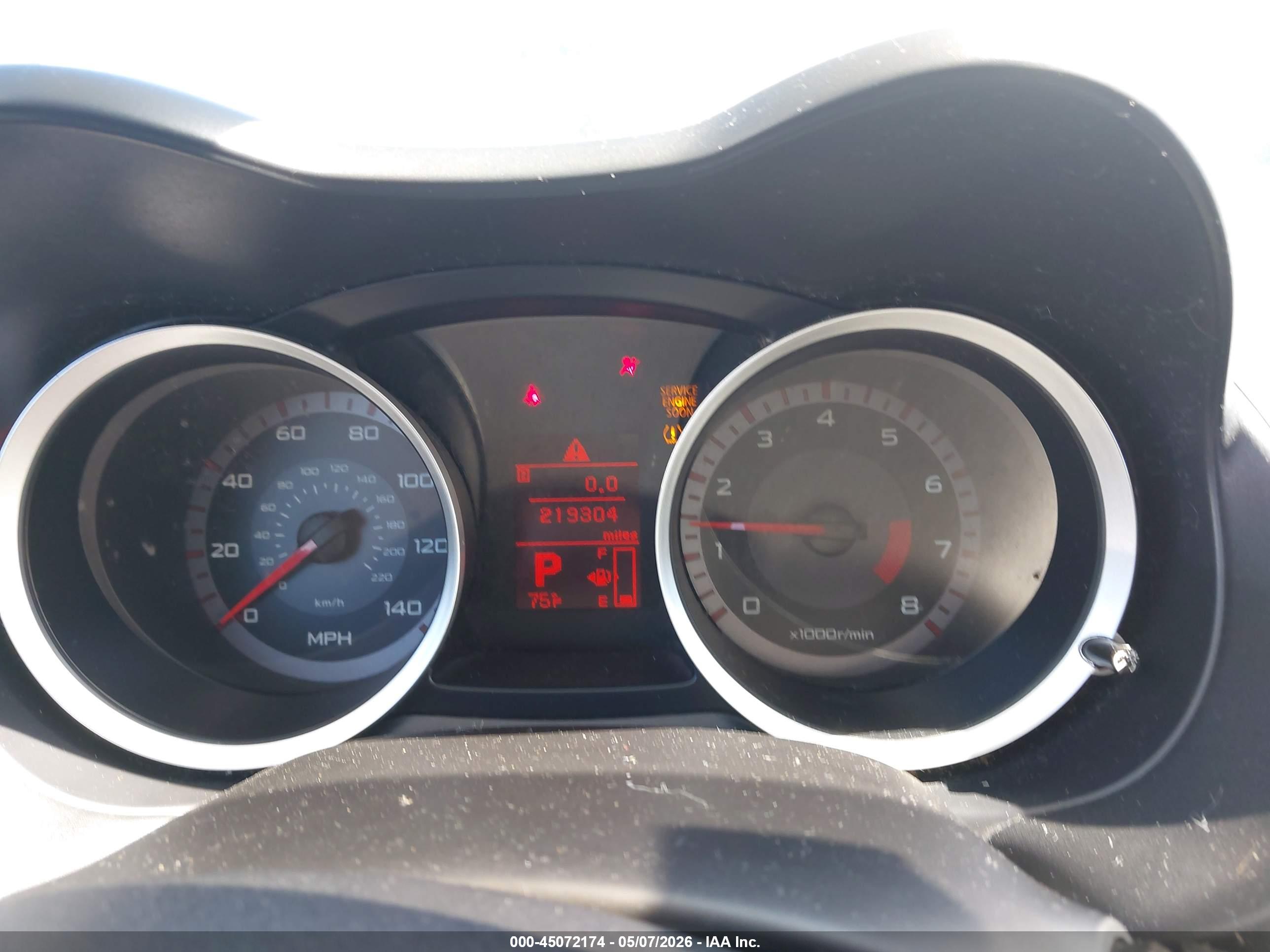 MITSUBISHI LANCER image 7