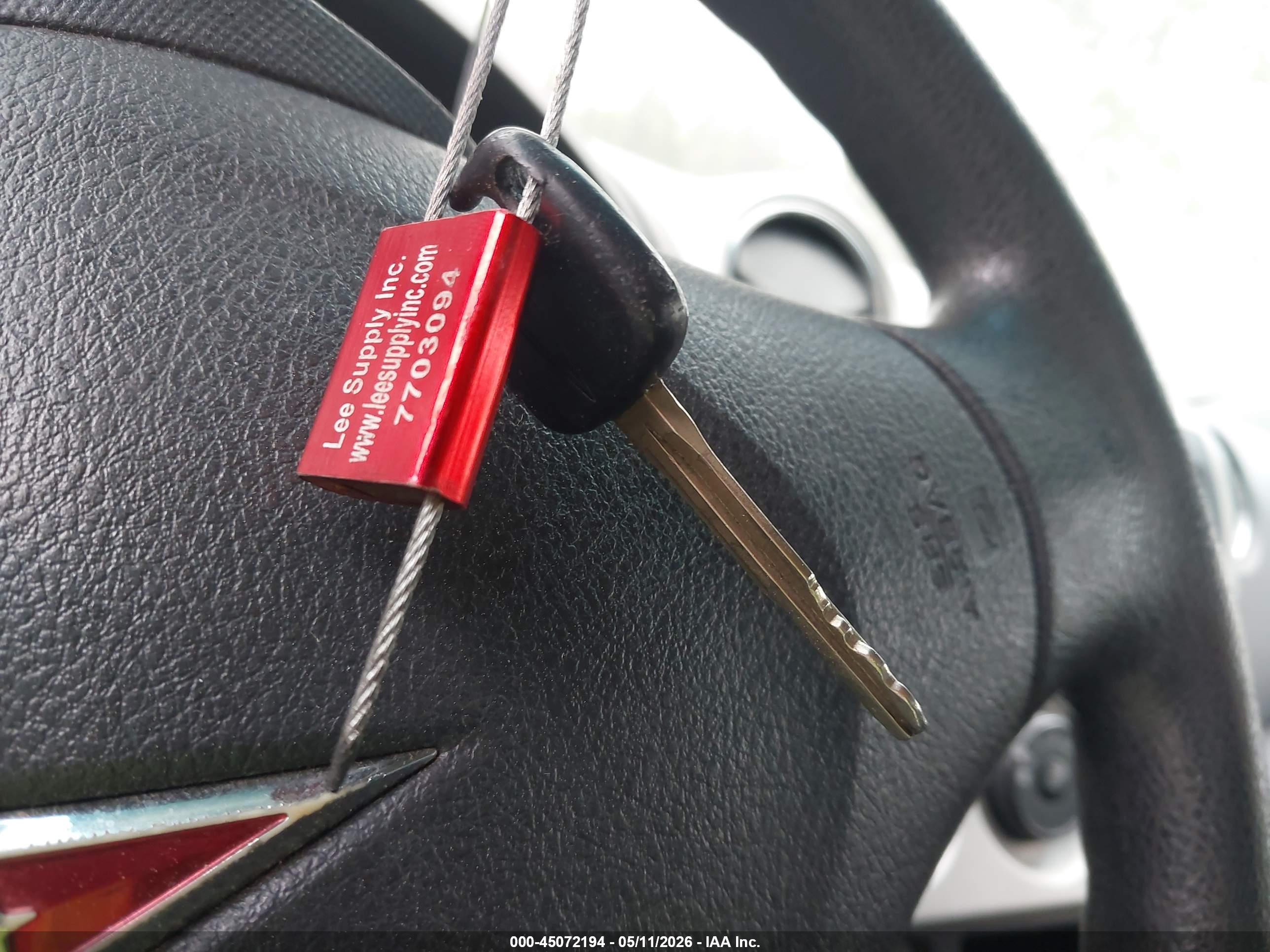 PONTIAC VIBE image 11