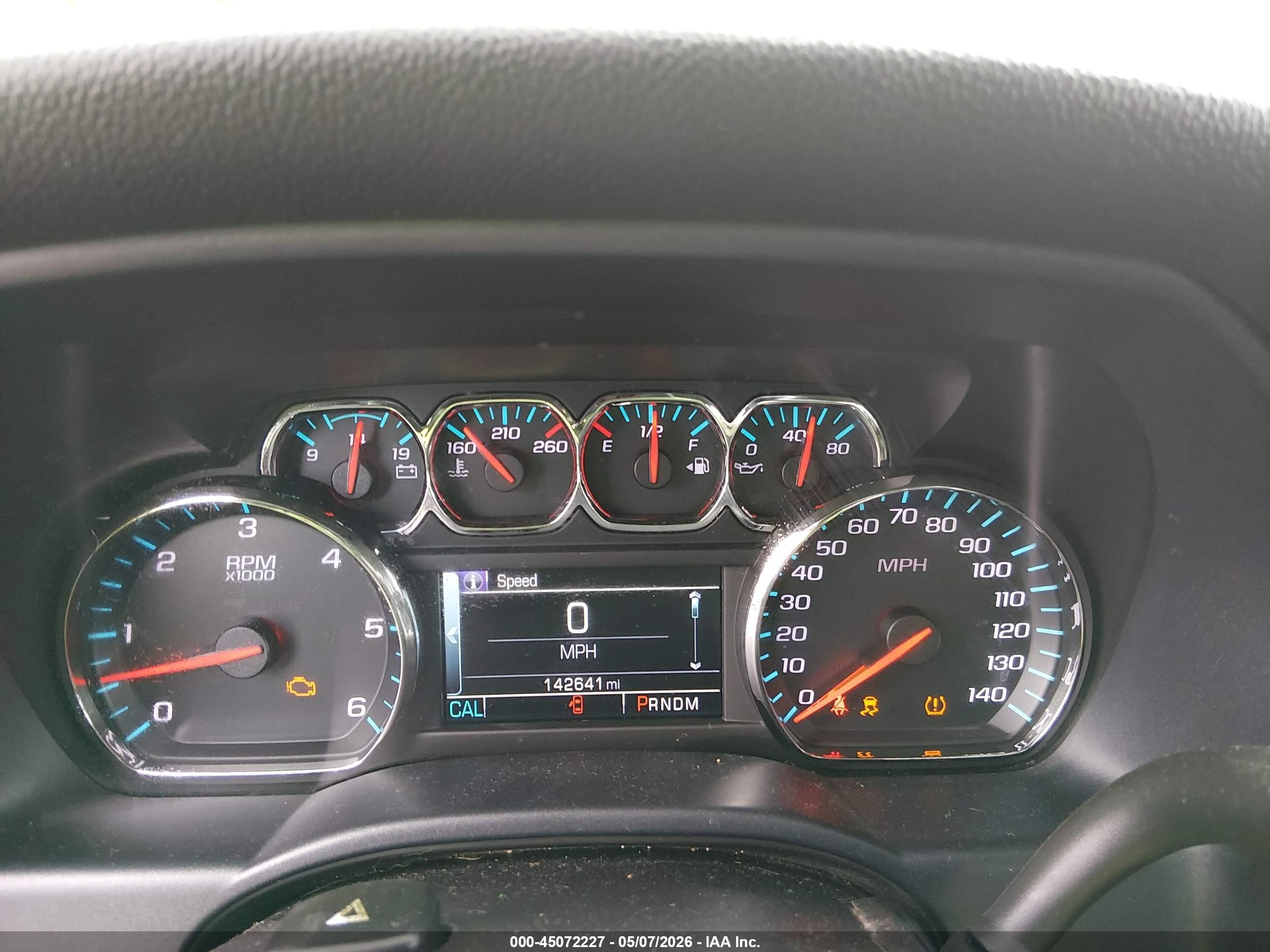CHEVROLET SILVERADO image 7