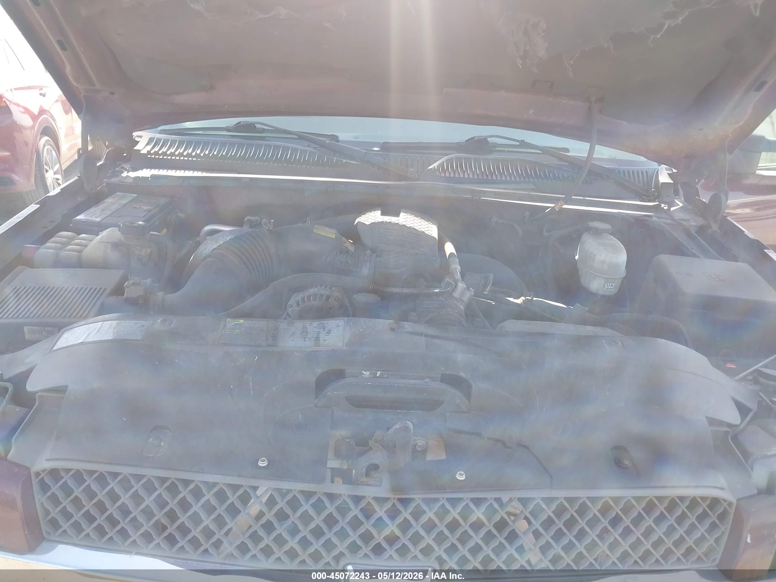 CHEVROLET SILVERADO image 10