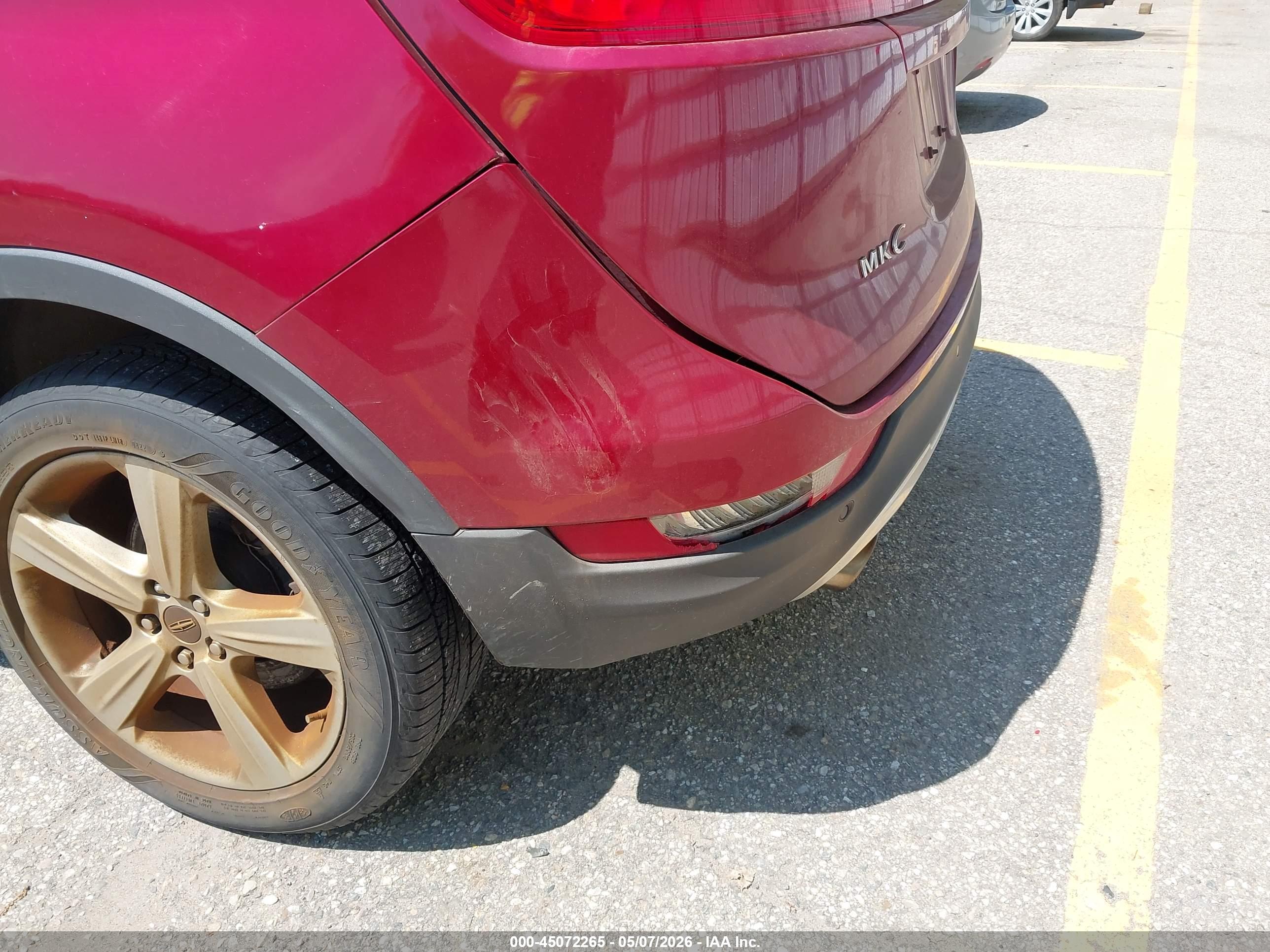 LINCOLN MKC image 6