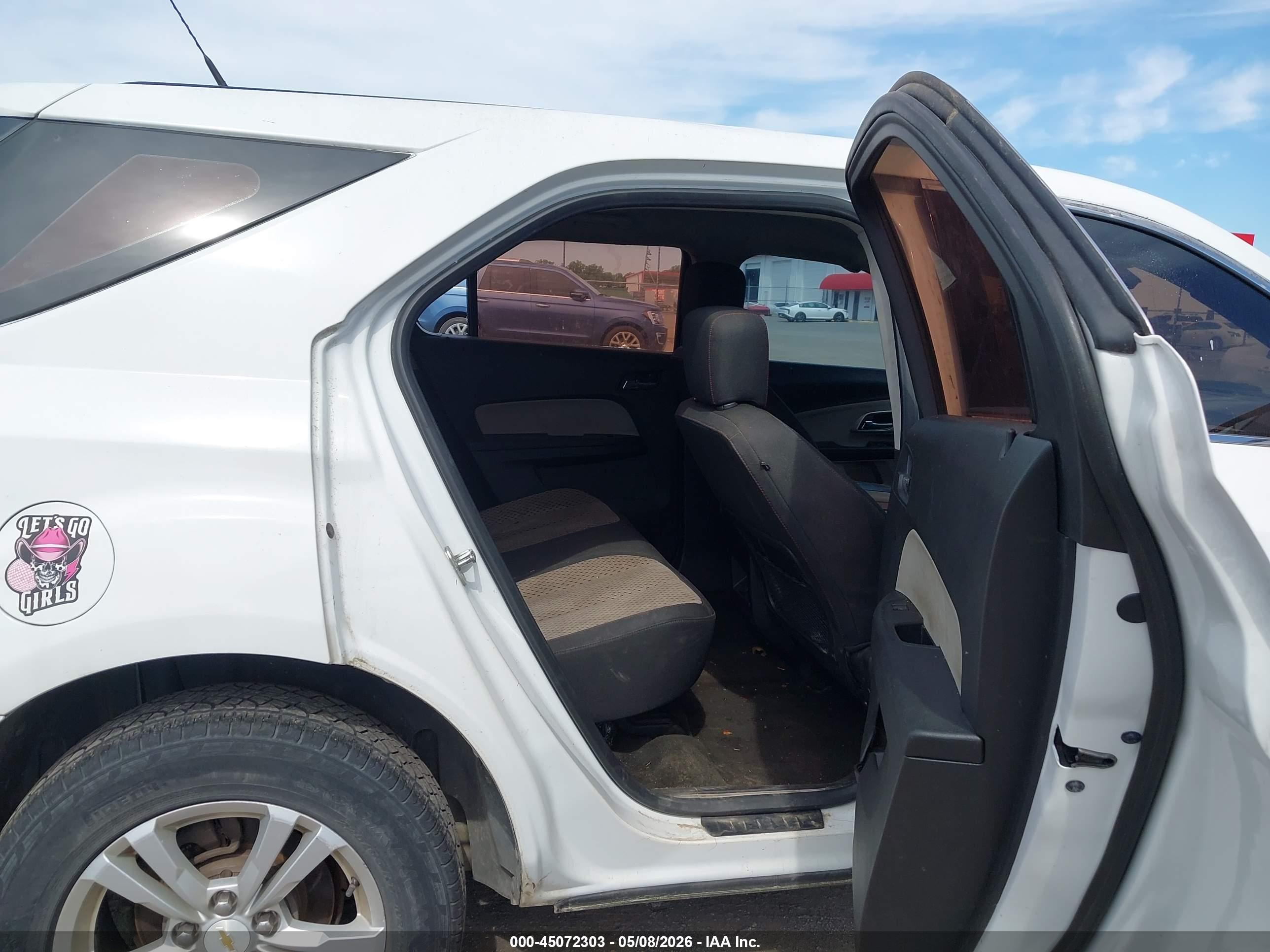 CHEVROLET EQUINOX image 8