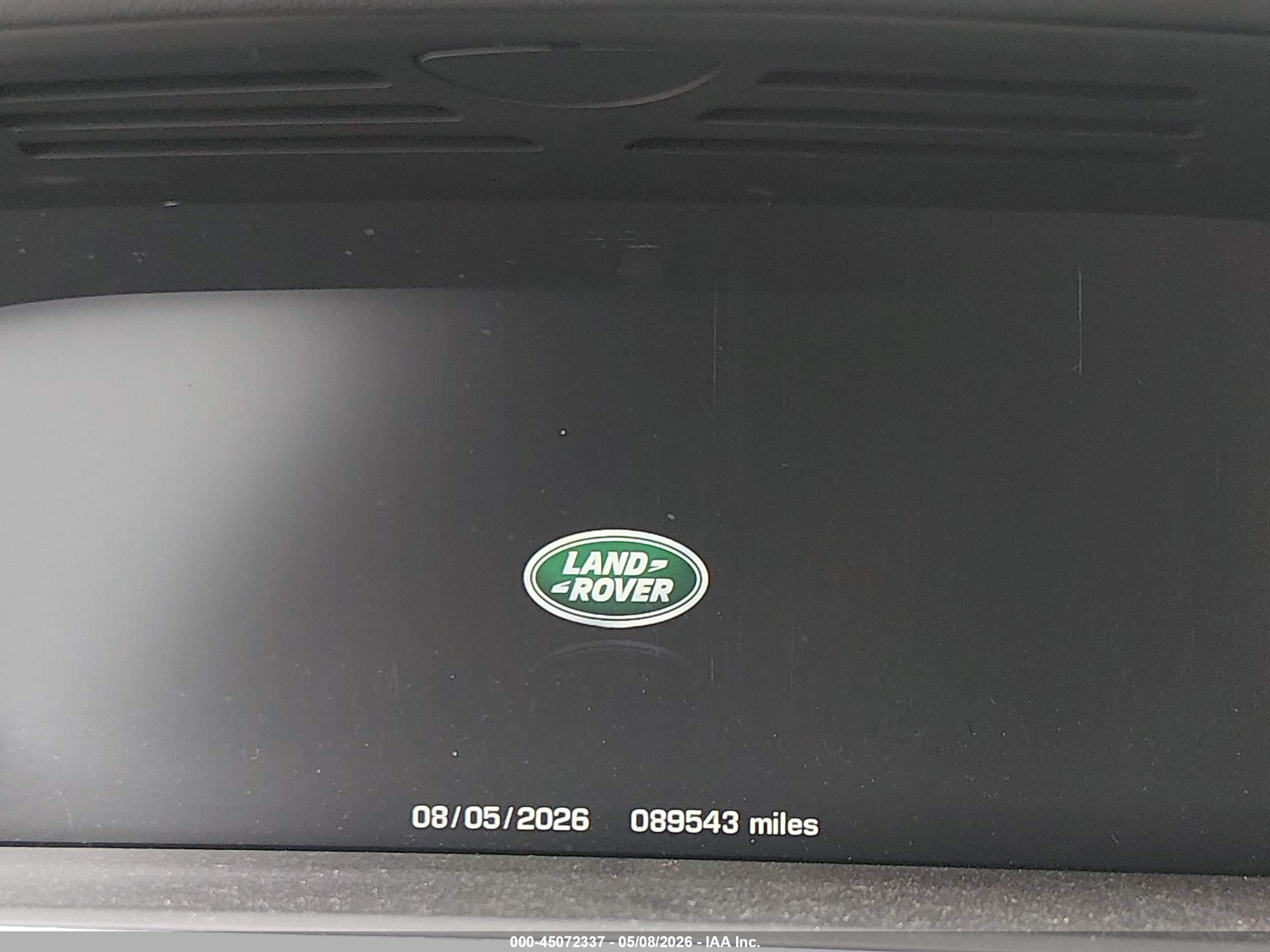 LAND ROVER image 7