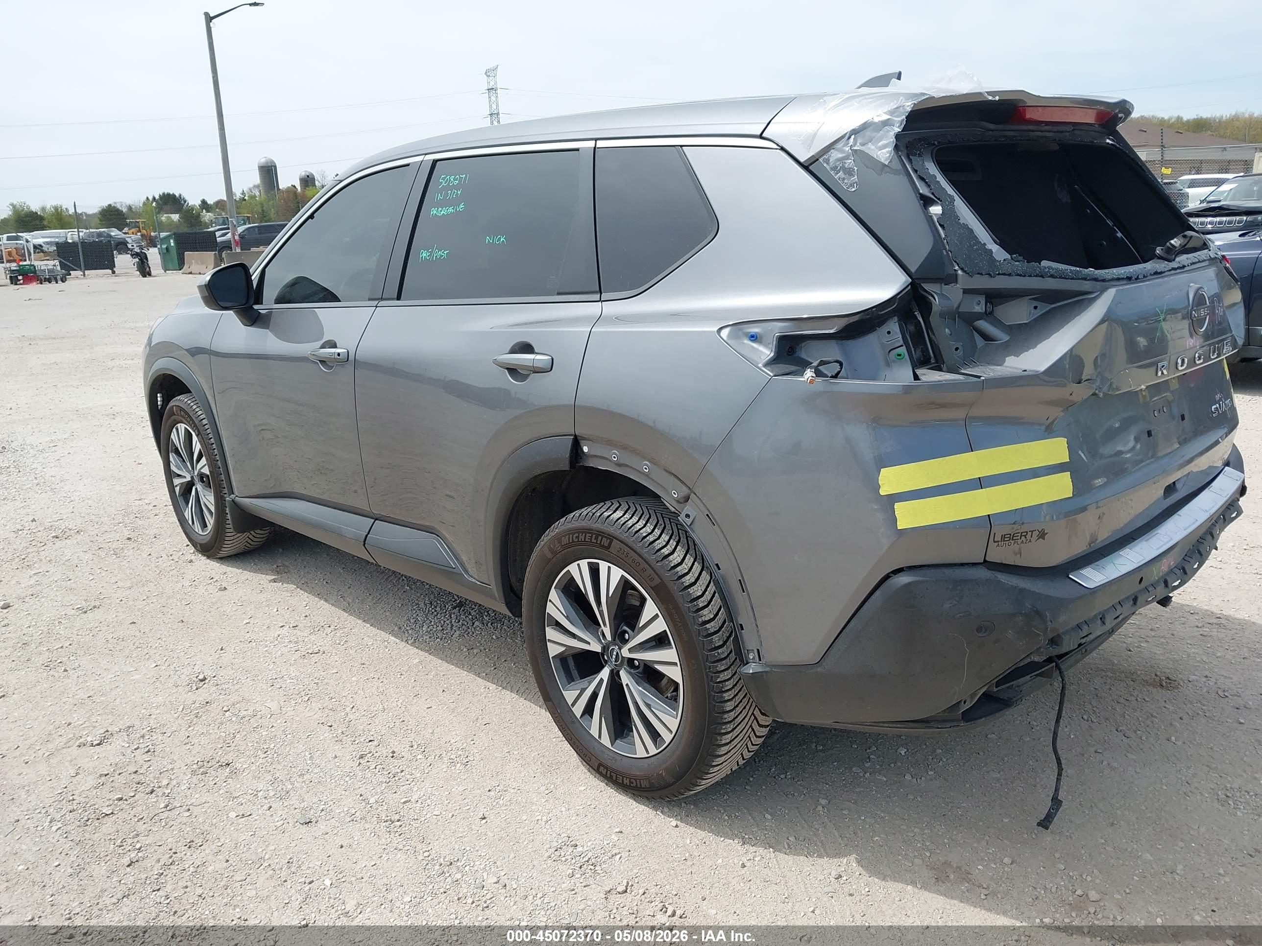 NISSAN ROGUE image 3