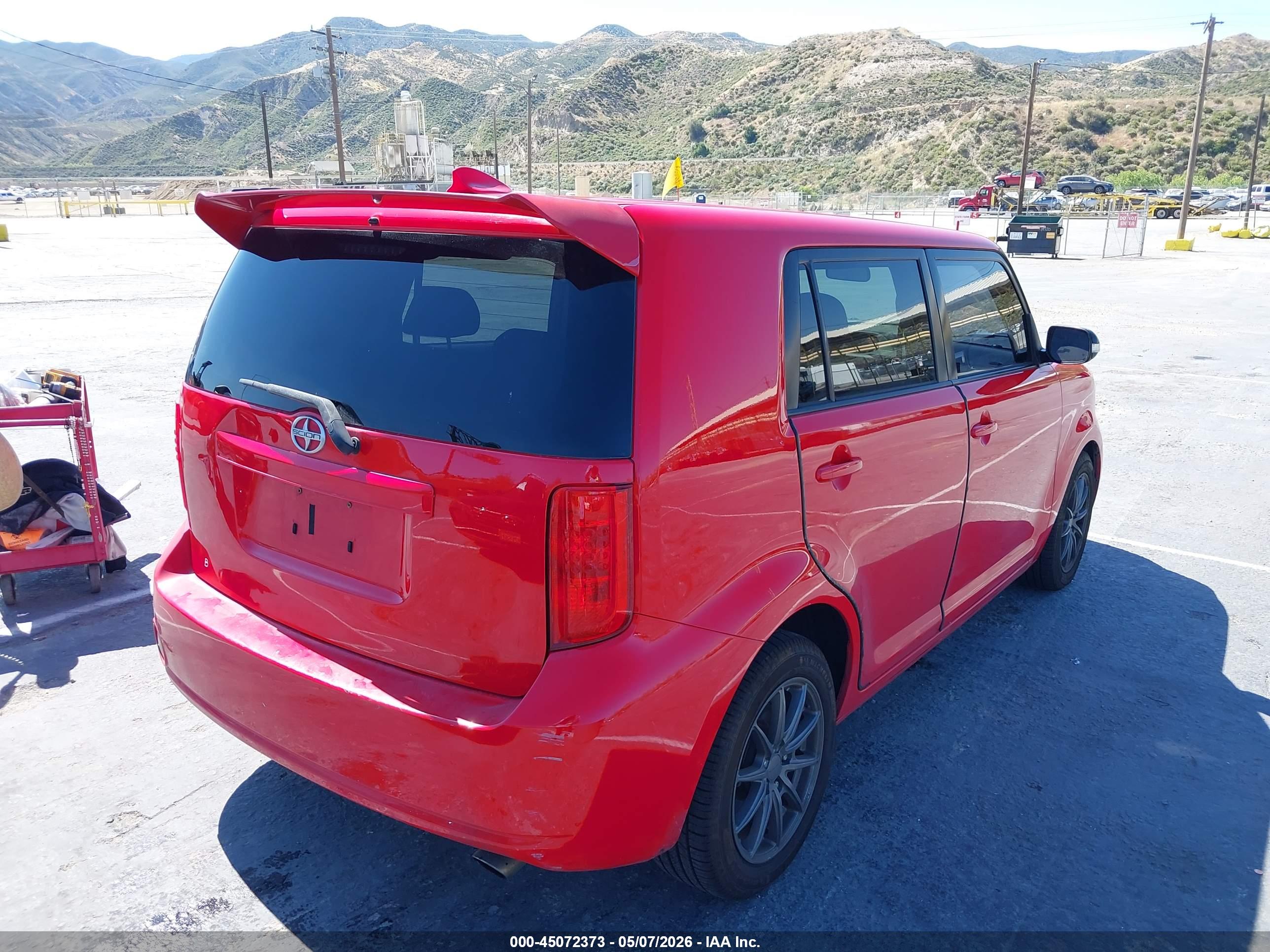 SCION XB image 4