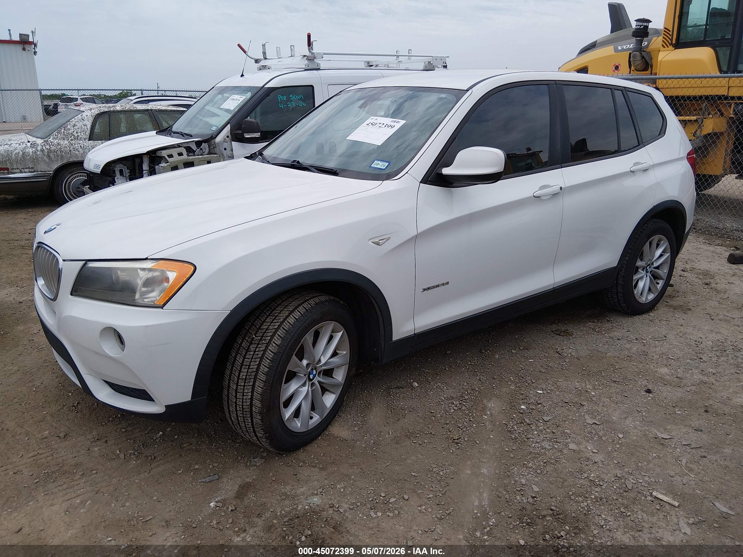 BMW X3 image 2