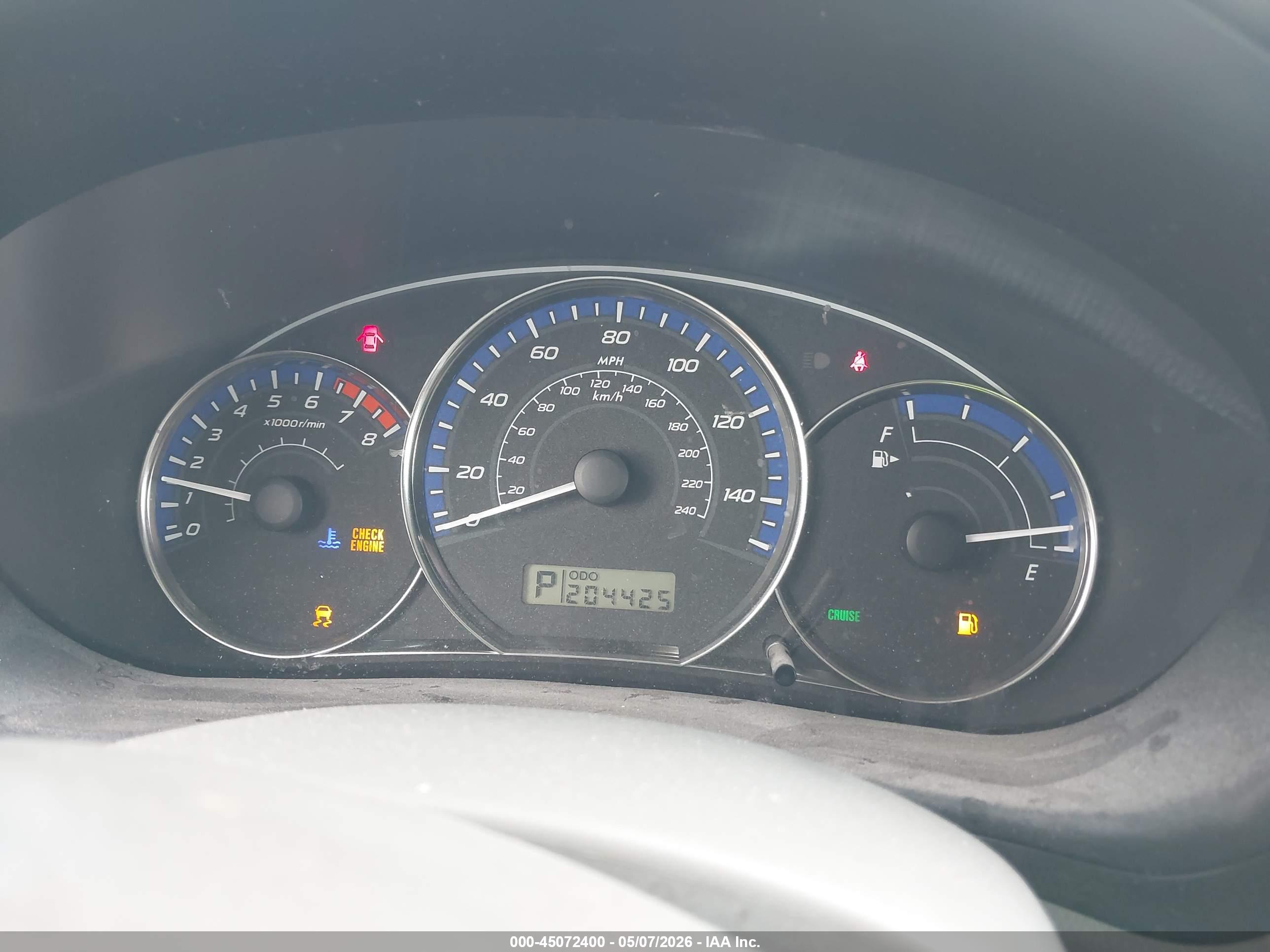 SUBARU FORESTER image 7