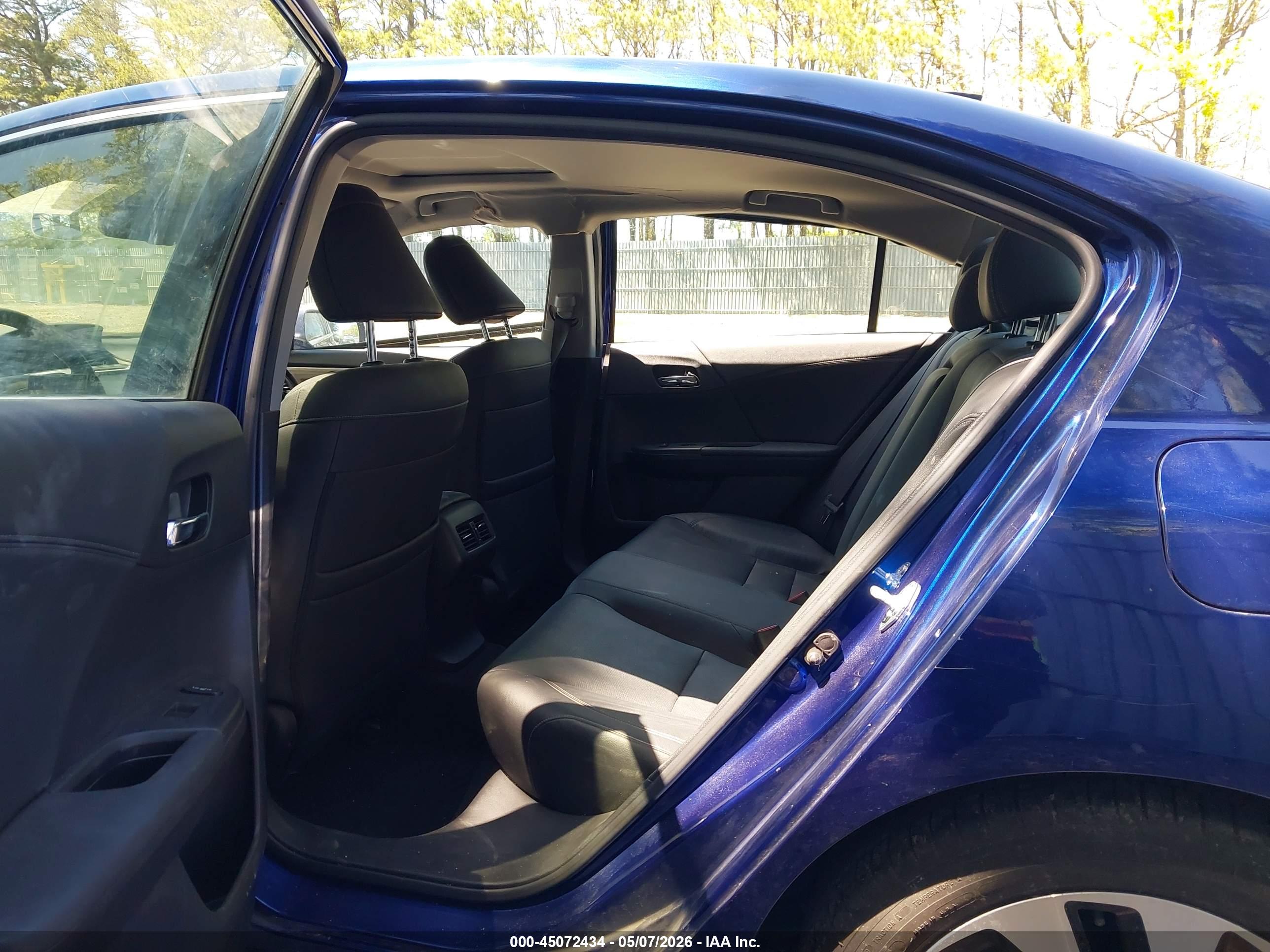 HONDA ACCORD image 8