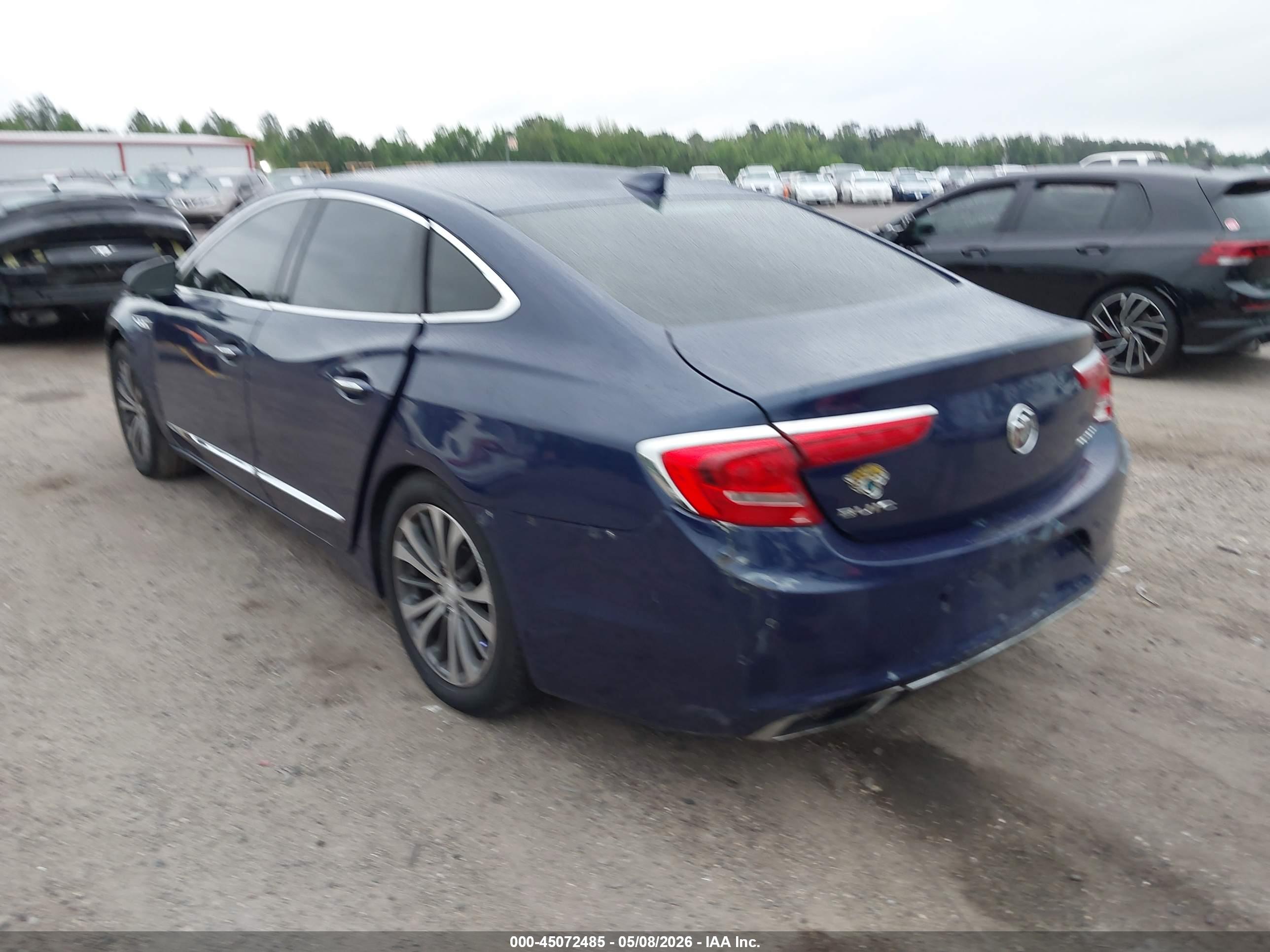 BUICK LACROSSE image 3