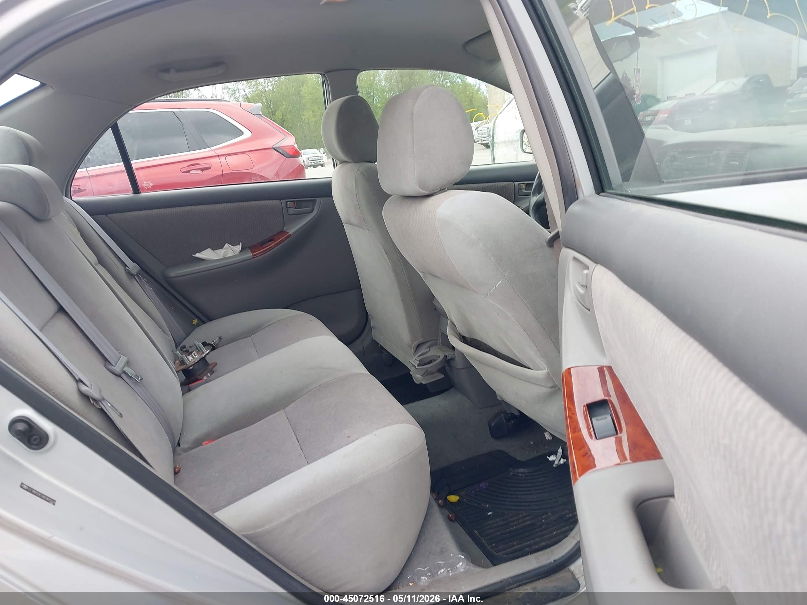 TOYOTA COROLLA image 8