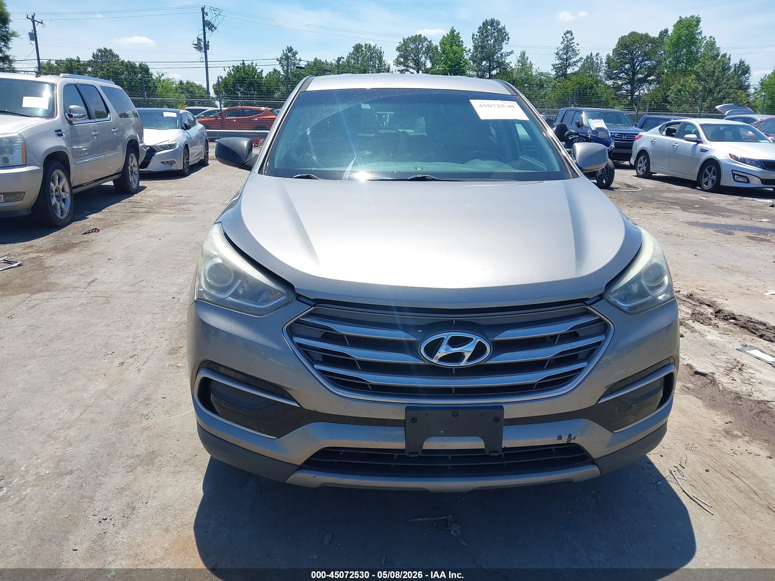 HYUNDAI SANTA image 6