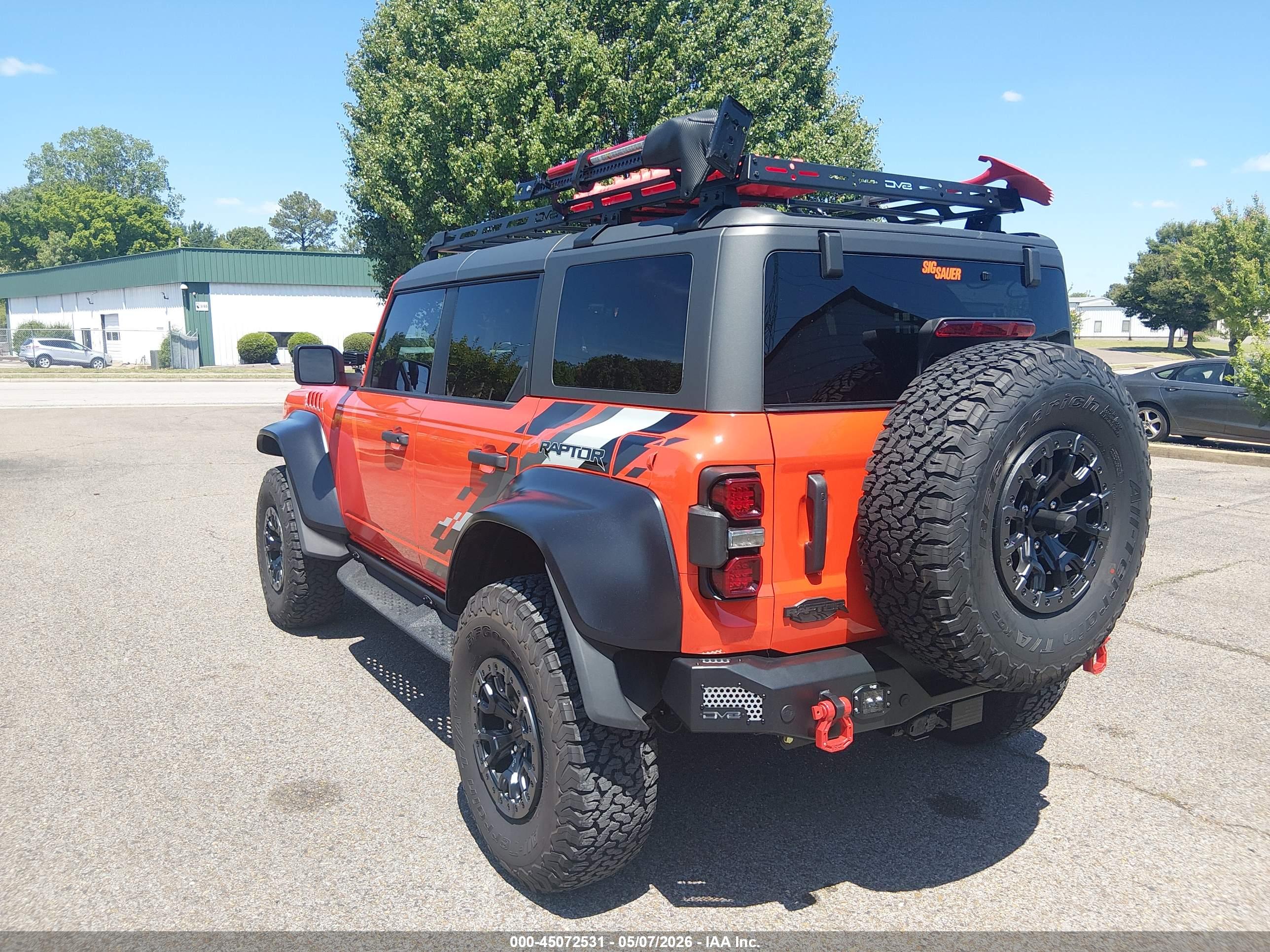 FORD BRONCO image 3