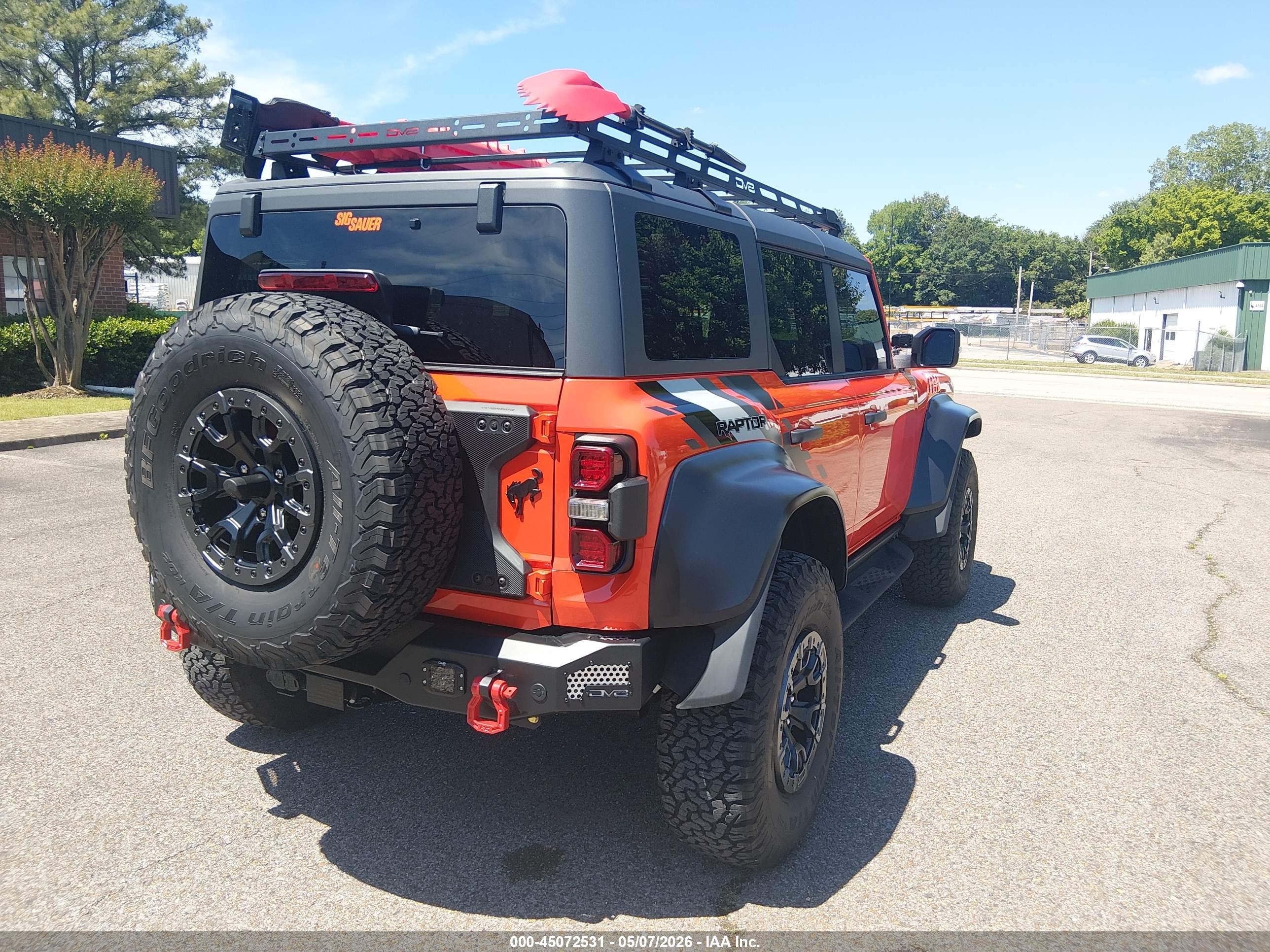 FORD BRONCO image 4