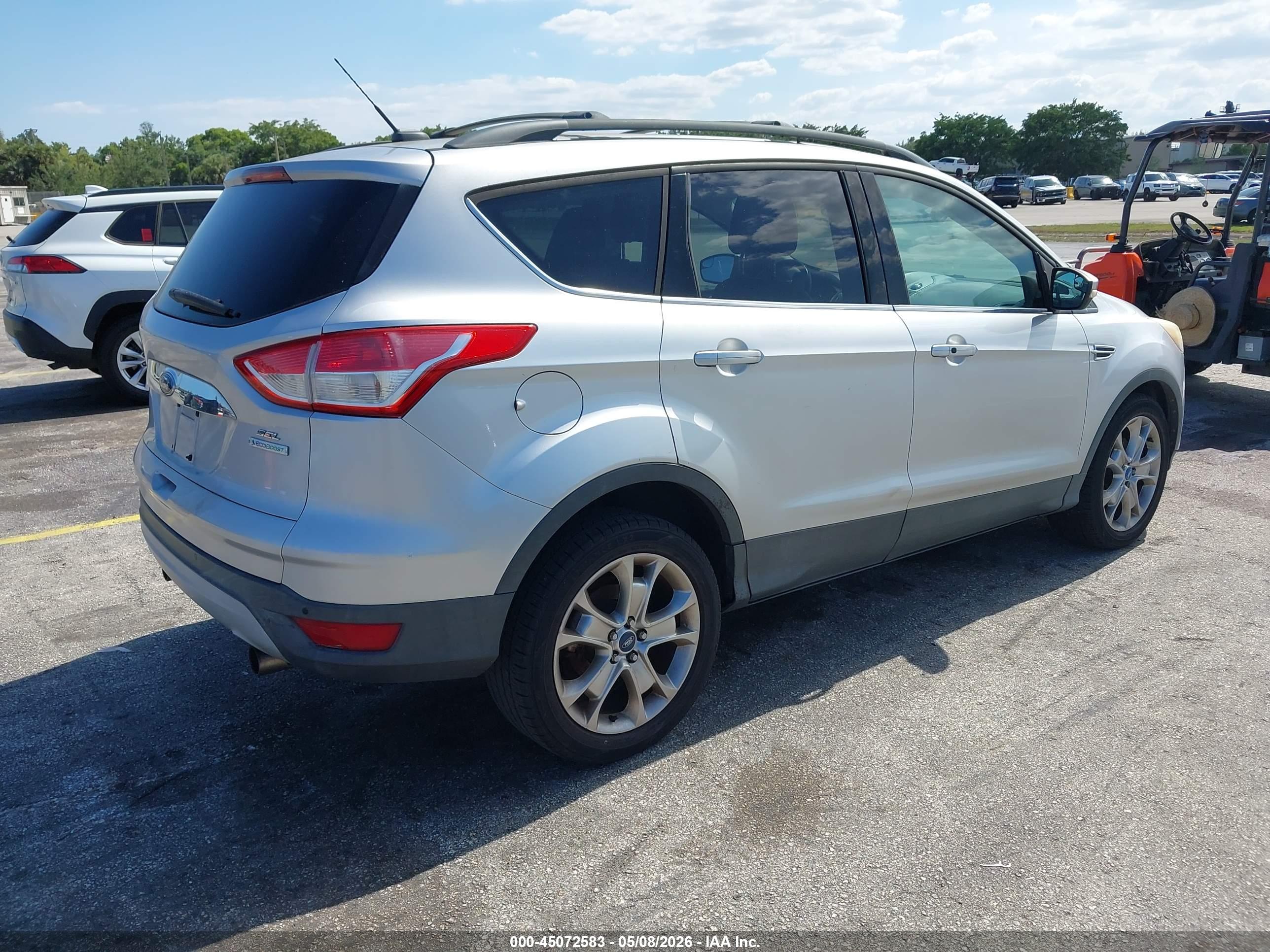 FORD ESCAPE image 4