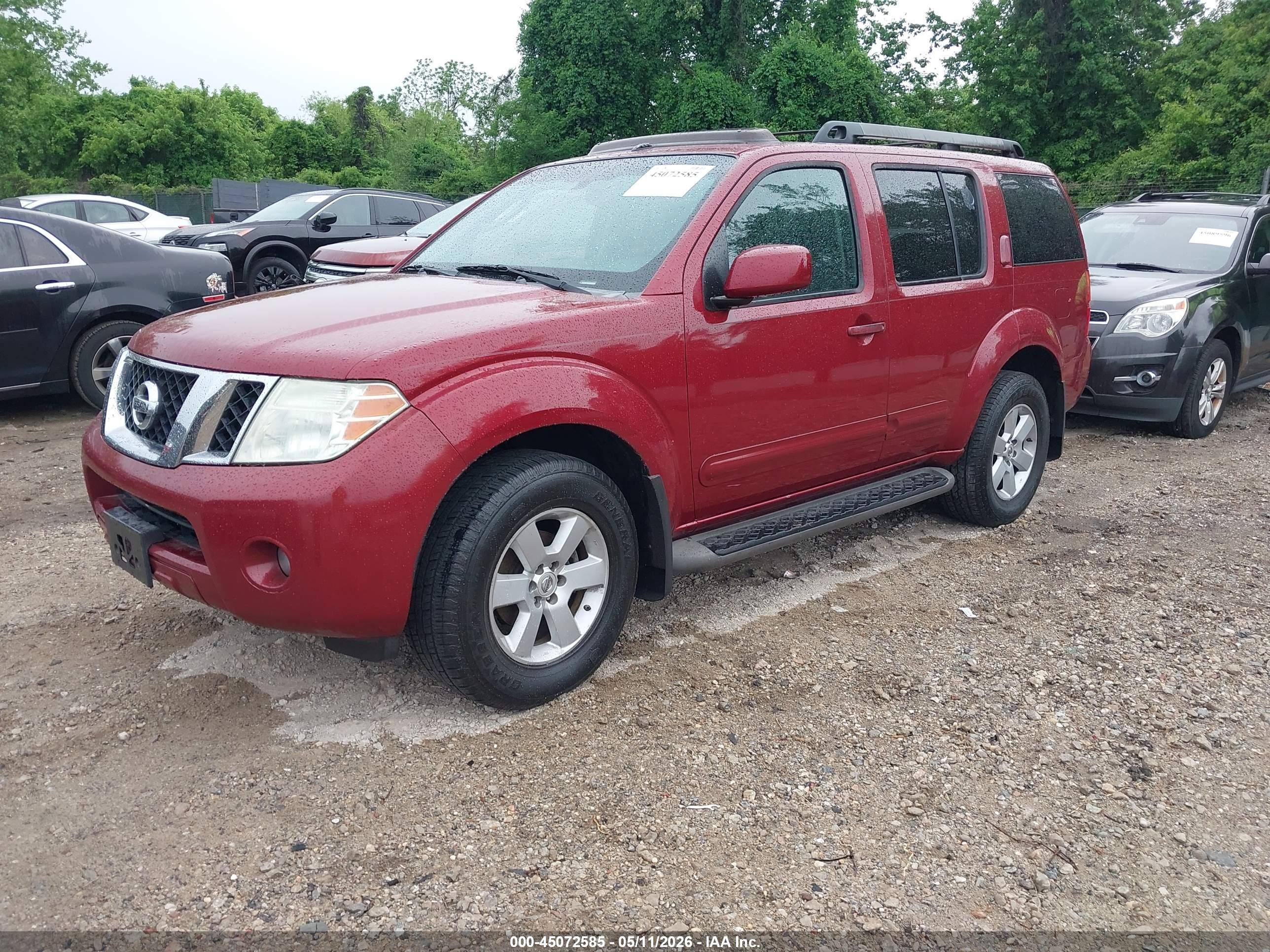 NISSAN PATHFINDER image 2