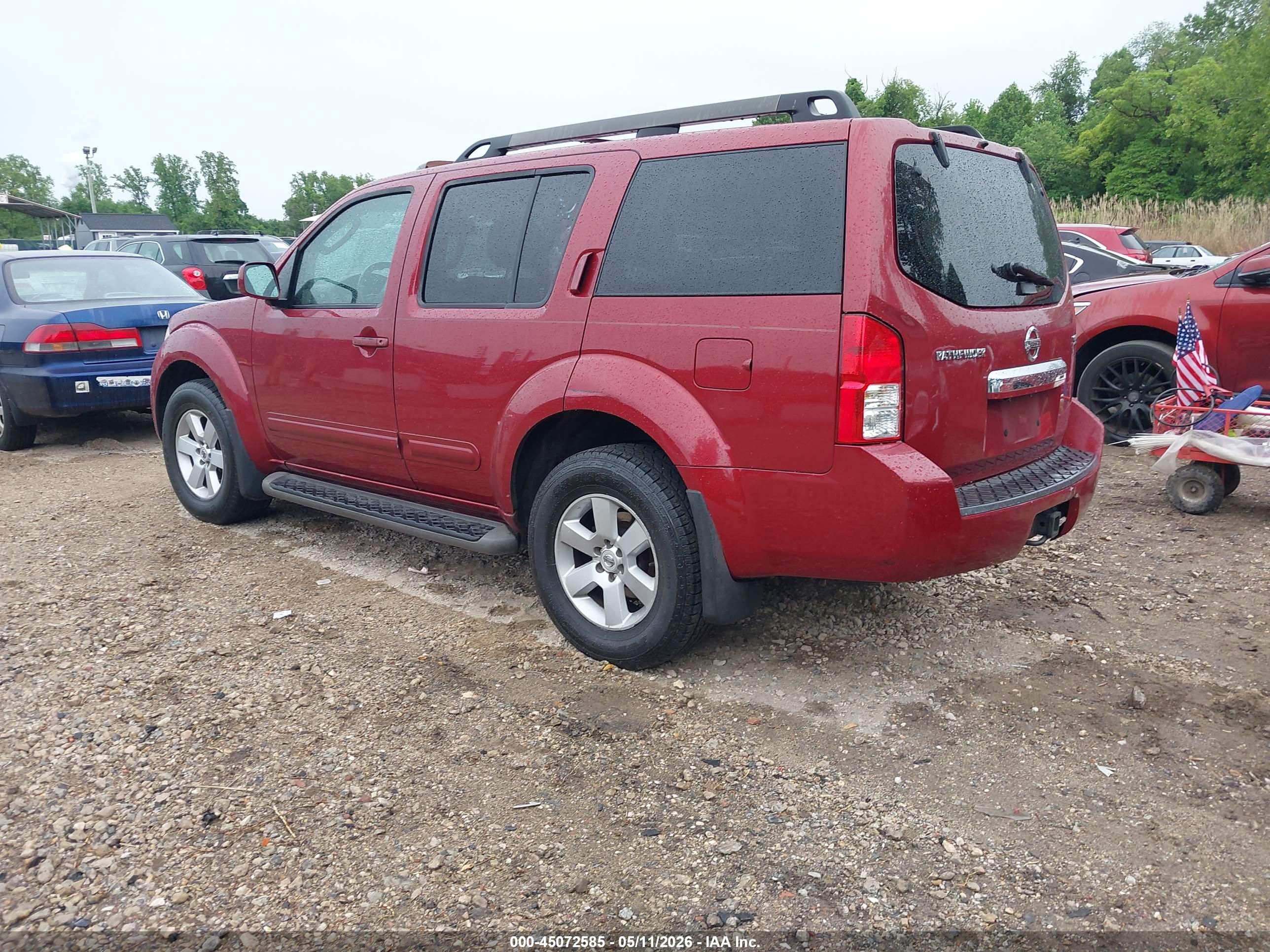 NISSAN PATHFINDER image 3