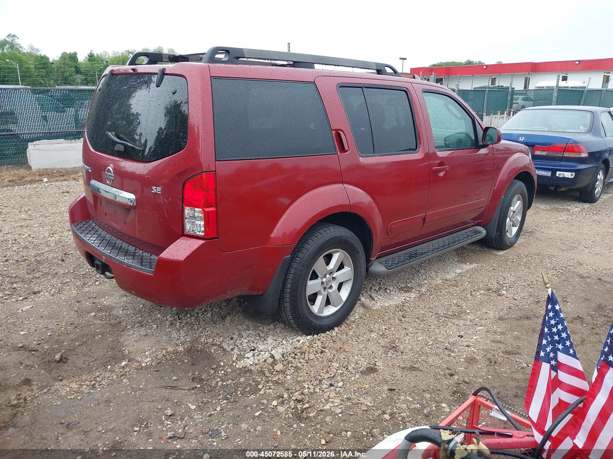 NISSAN PATHFINDER image 4