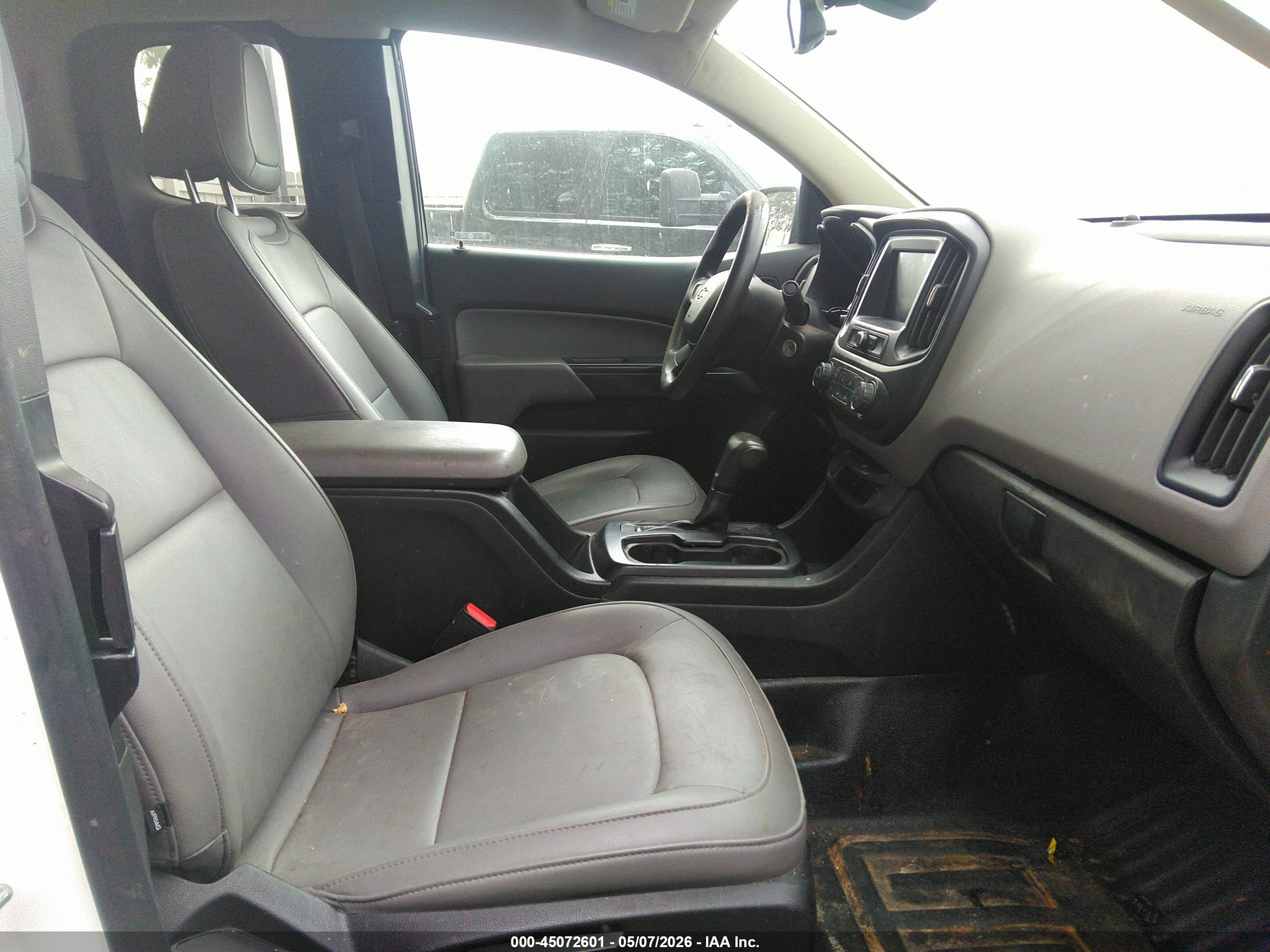 CHEVROLET COLORADO image 5