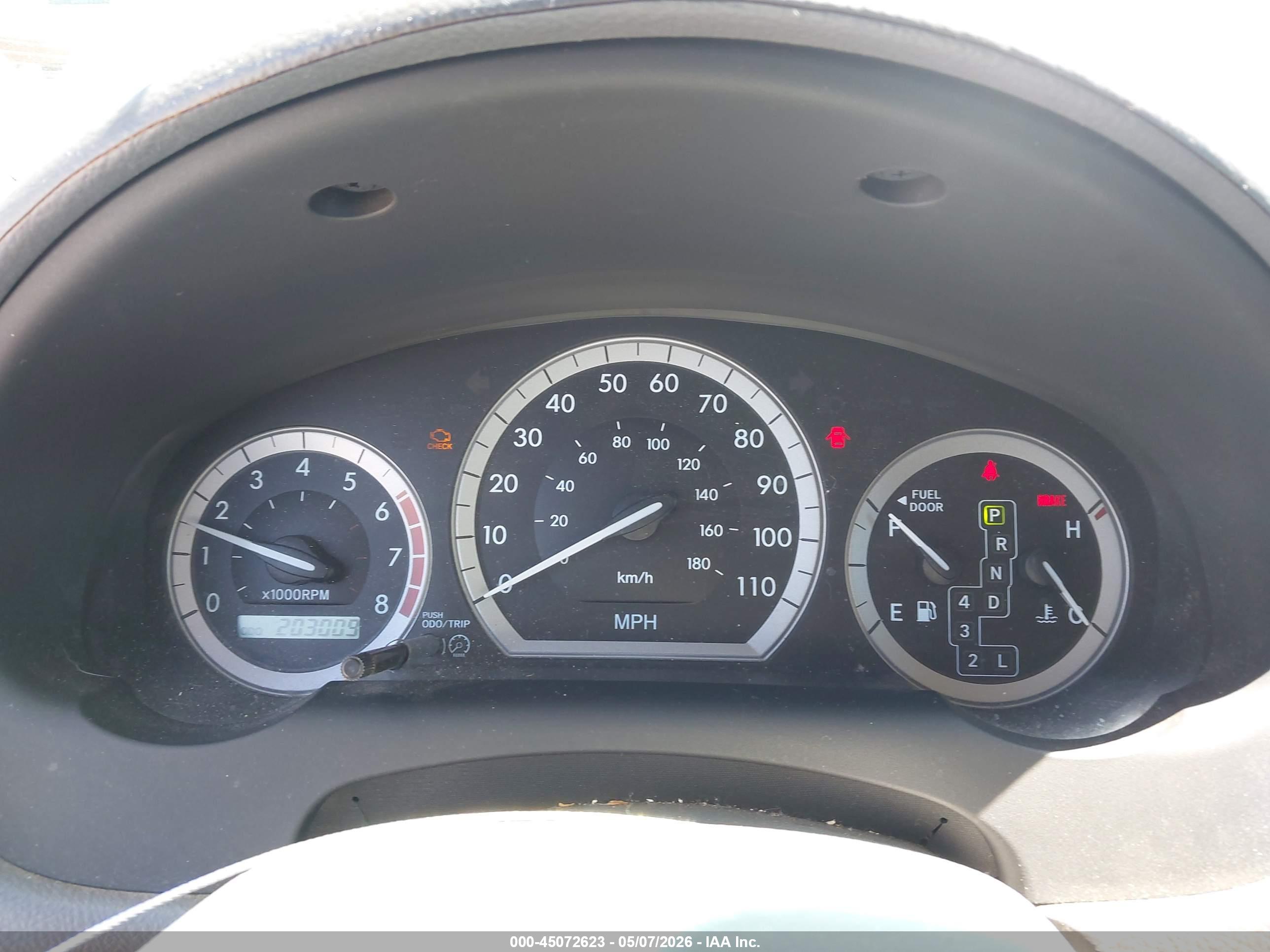 TOYOTA SIENNA image 7