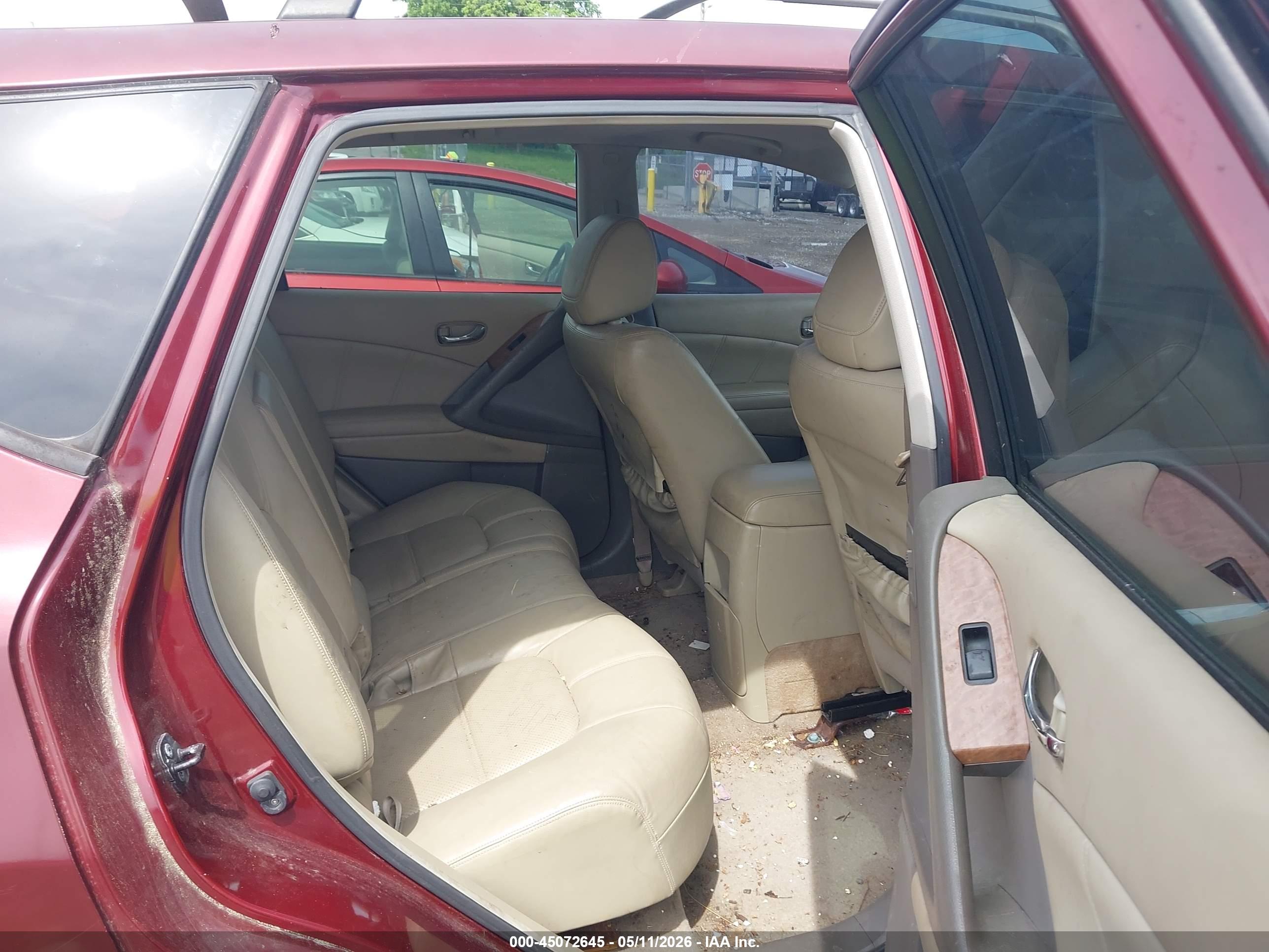 NISSAN MURANO image 8