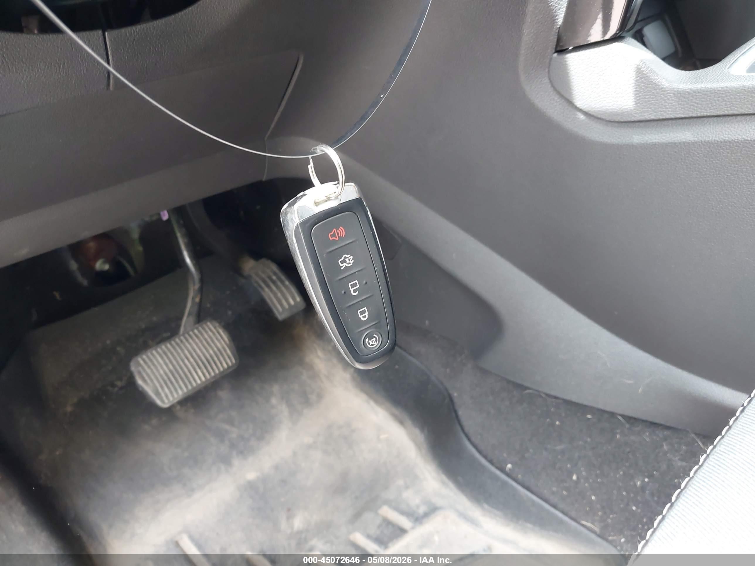 FORD ESCAPE image 11