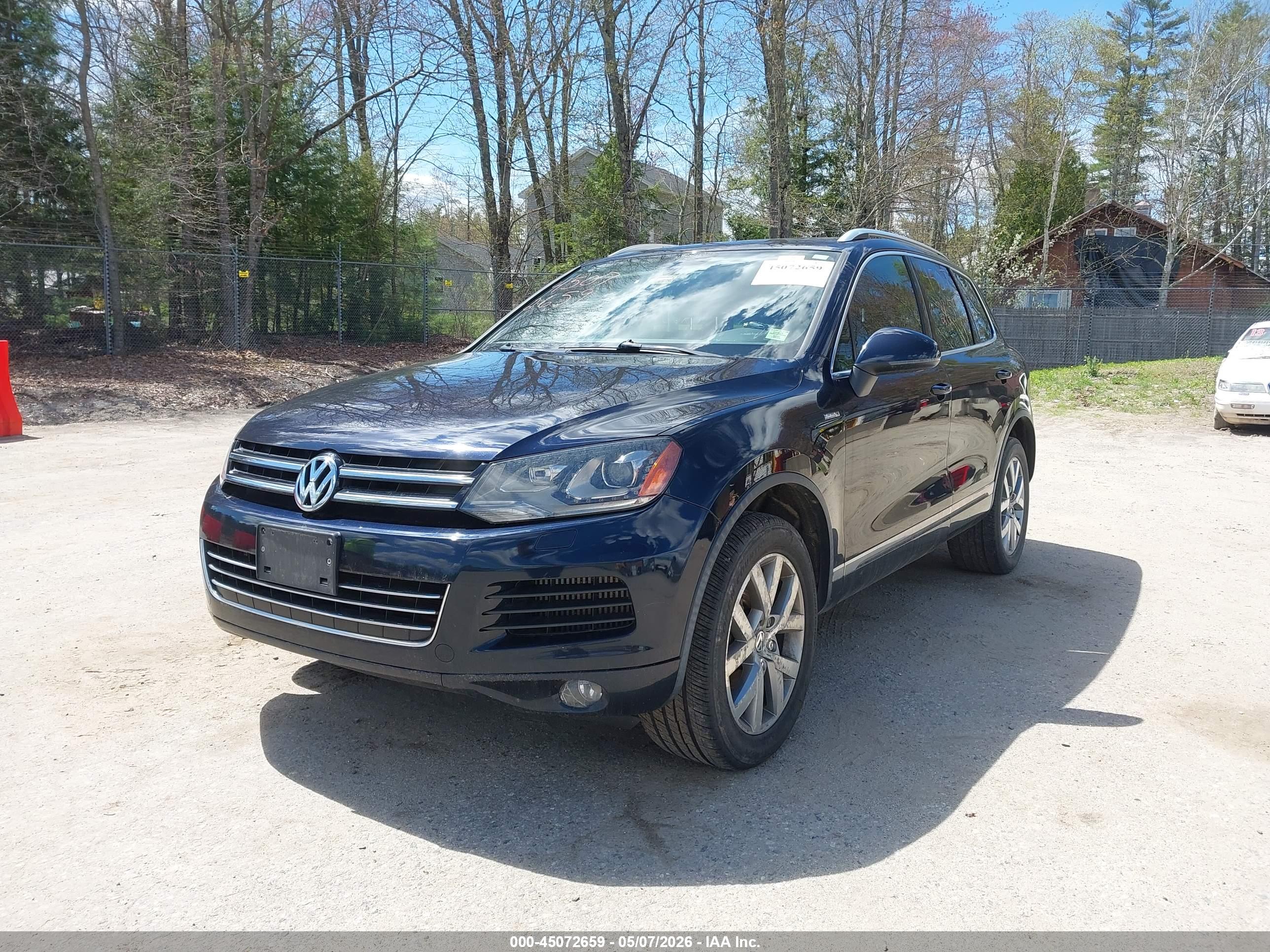 VOLKSWAGEN TOUAREG image 2