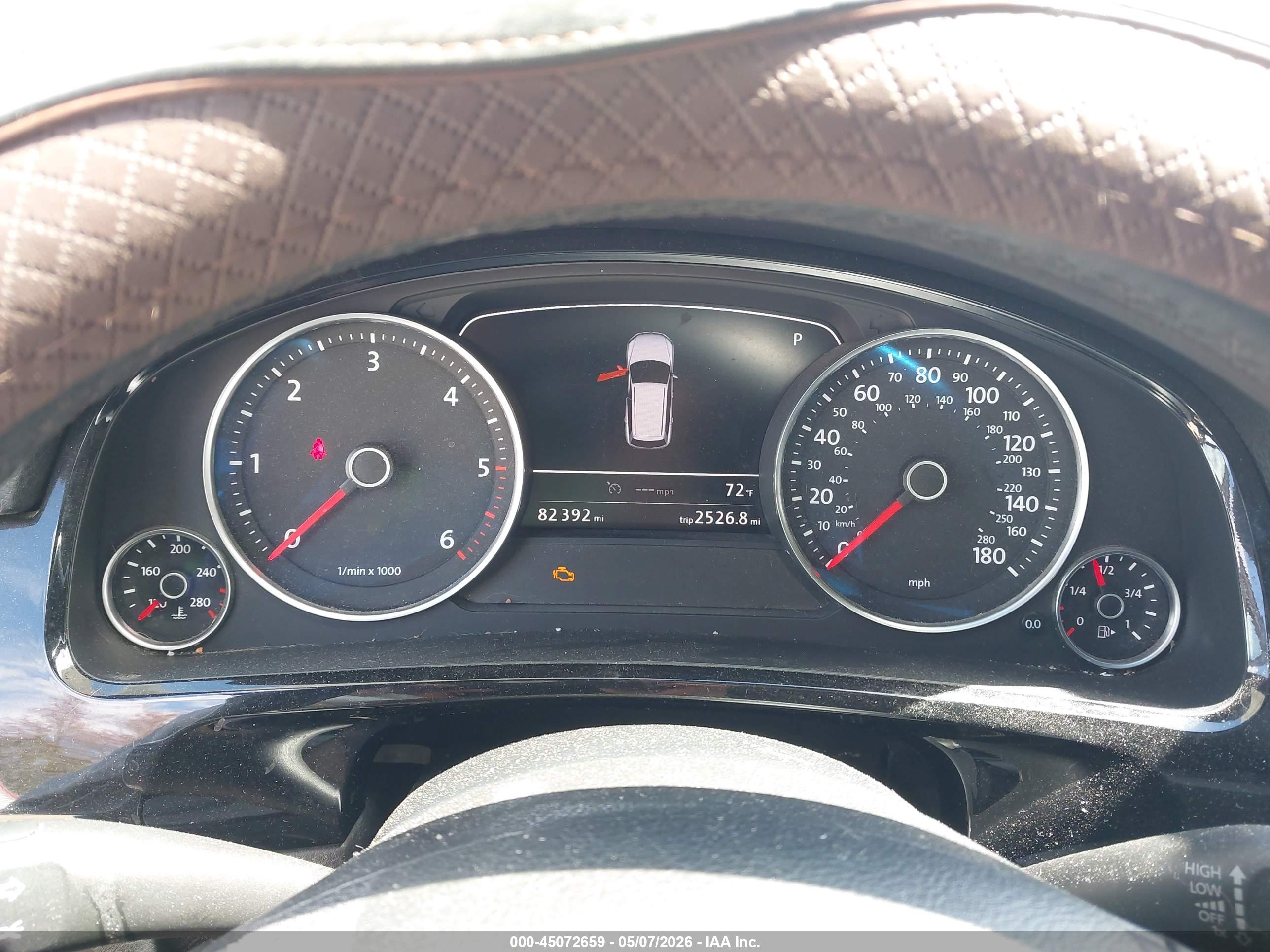 VOLKSWAGEN TOUAREG image 7