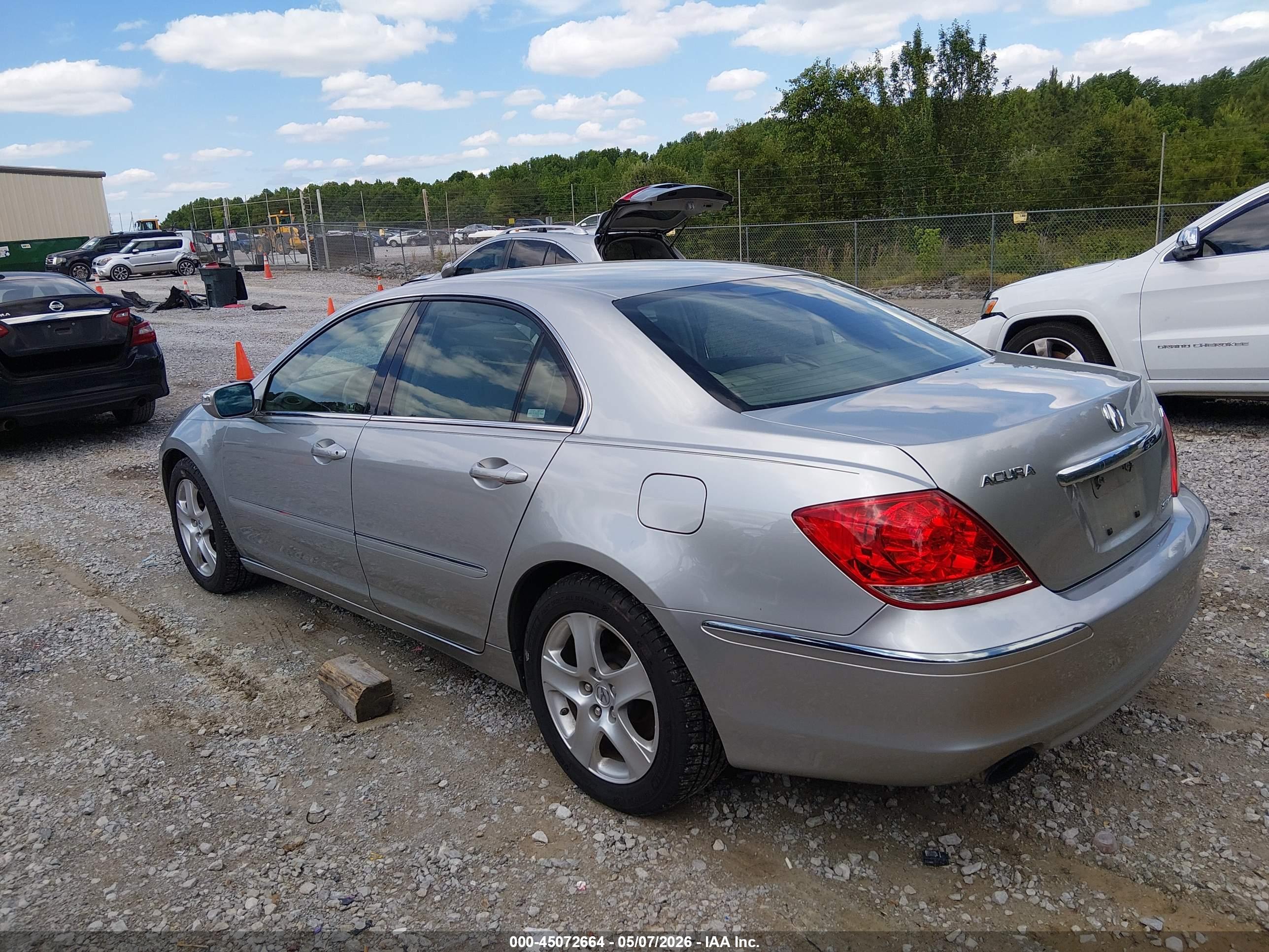ACURA RL image 3
