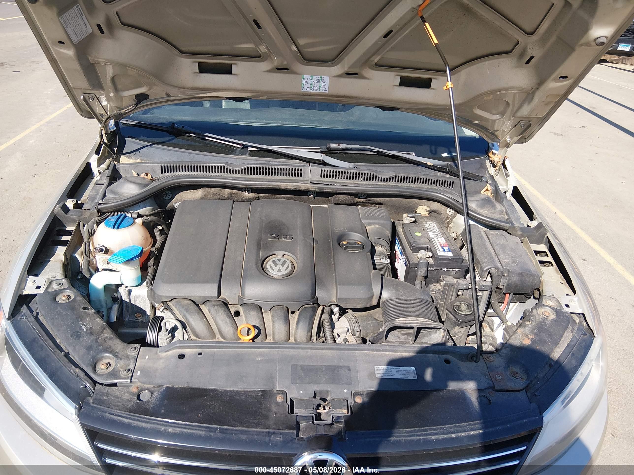 VOLKSWAGEN JETTA image 10