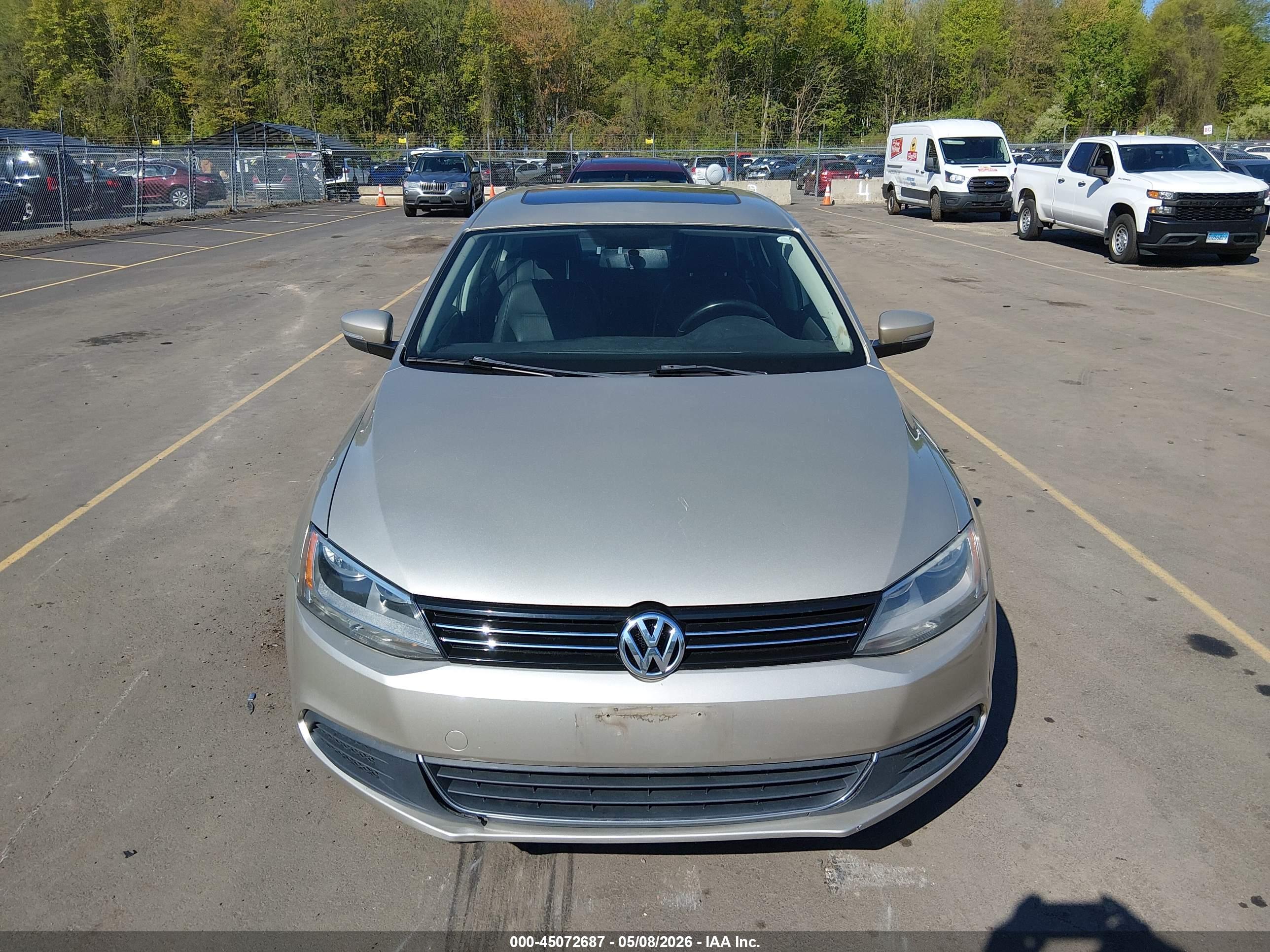 VOLKSWAGEN JETTA image 6