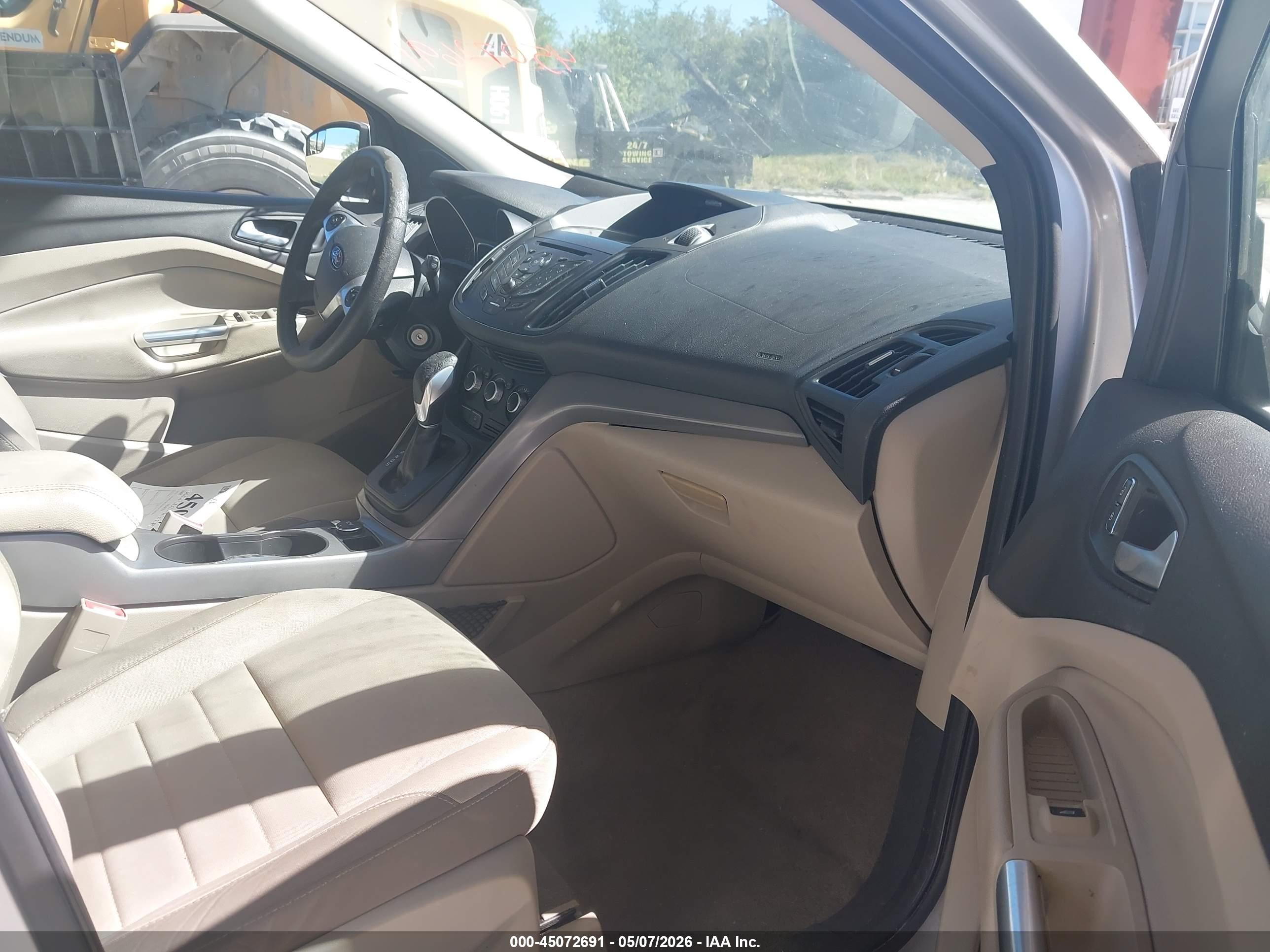 FORD ESCAPE image 5