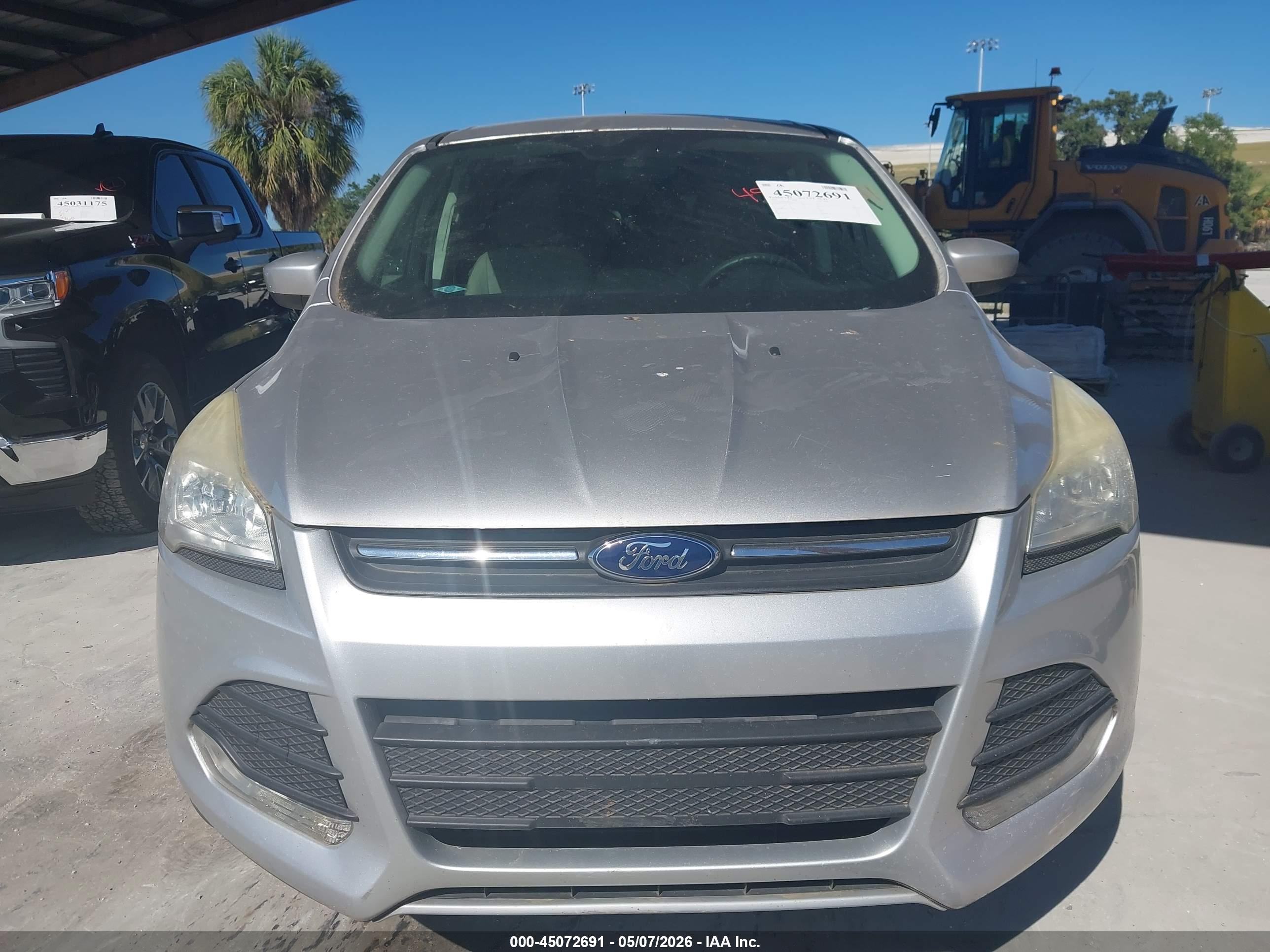 FORD ESCAPE image 6