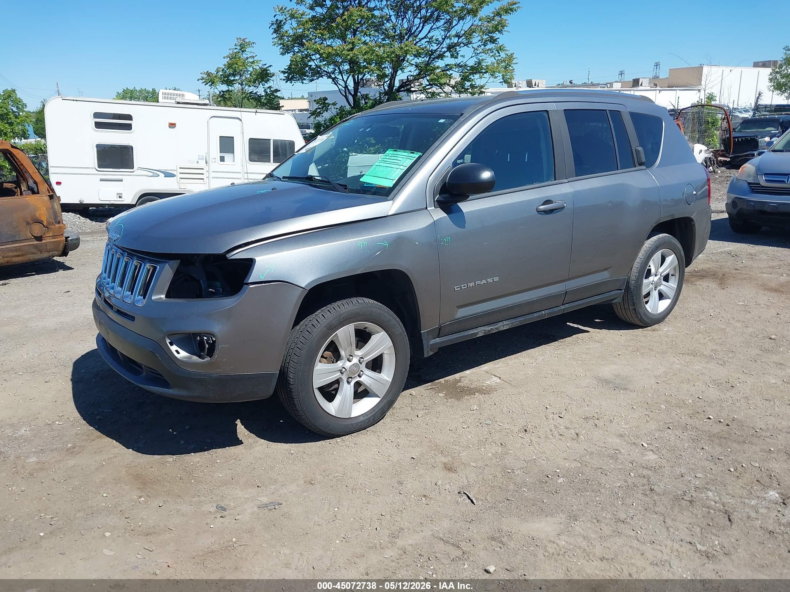 JEEP COMPASS image 2