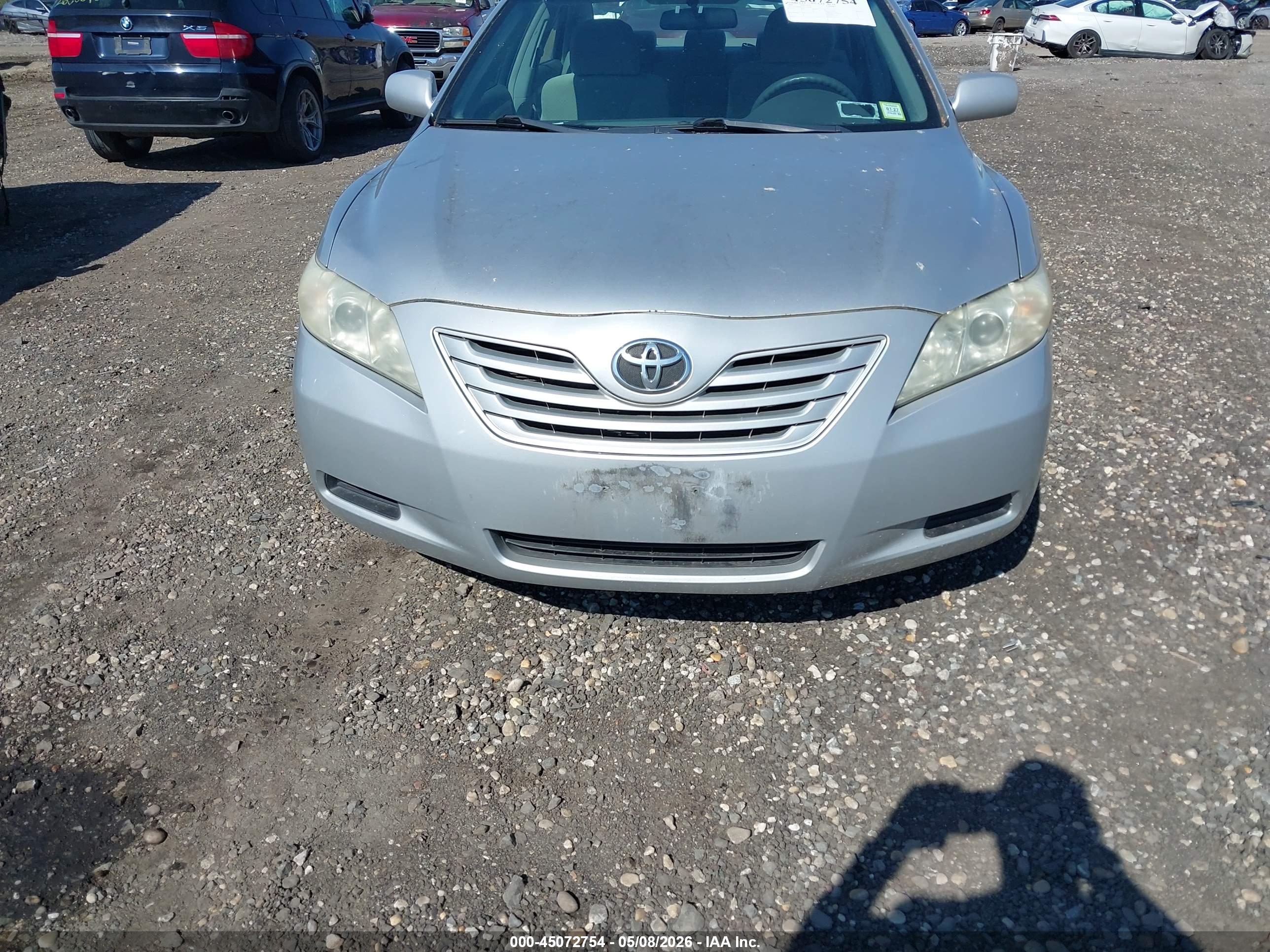 TOYOTA CAMRY image 6