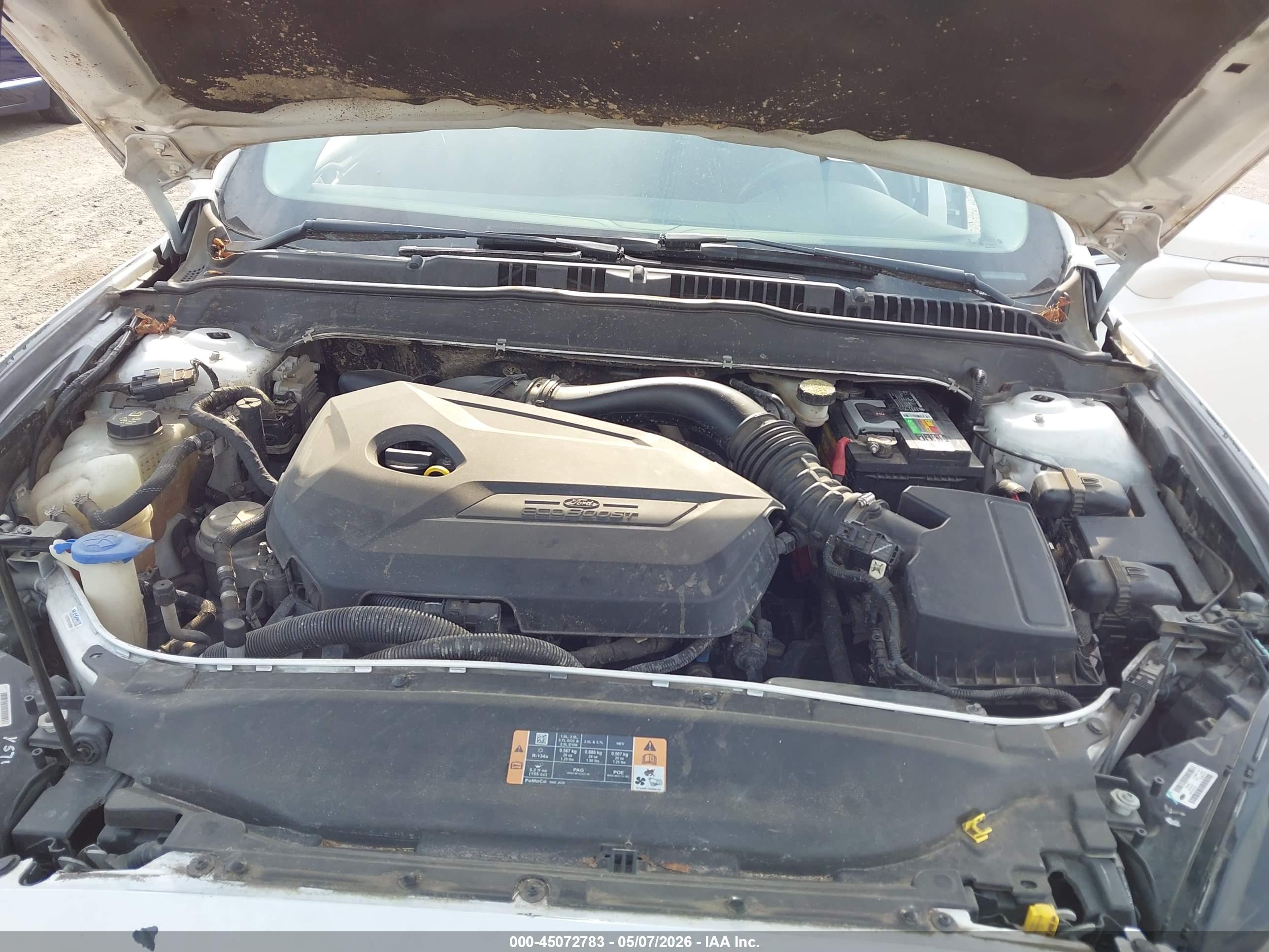 FORD FUSION image 10