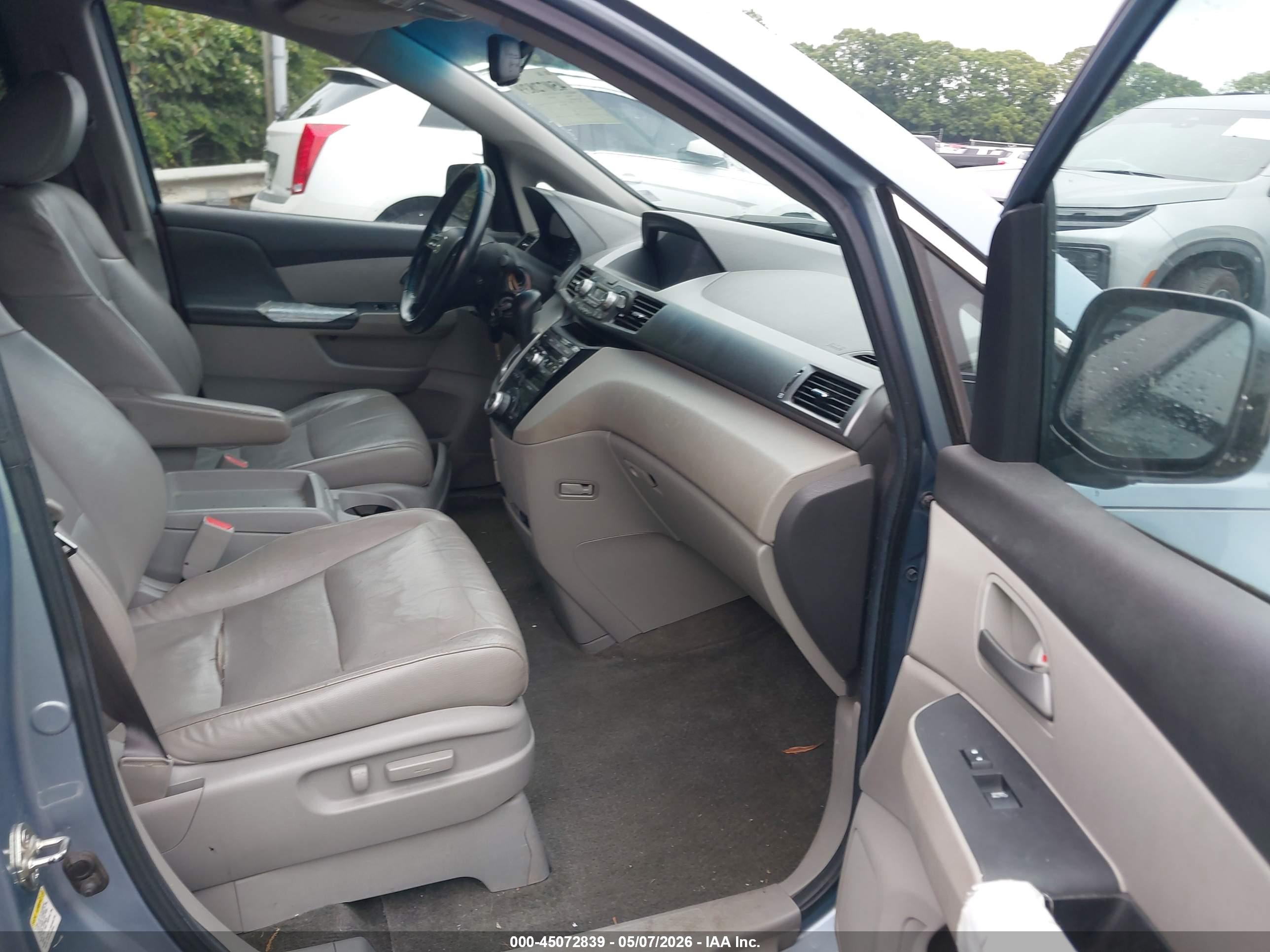 HONDA ODYSSEY image 5