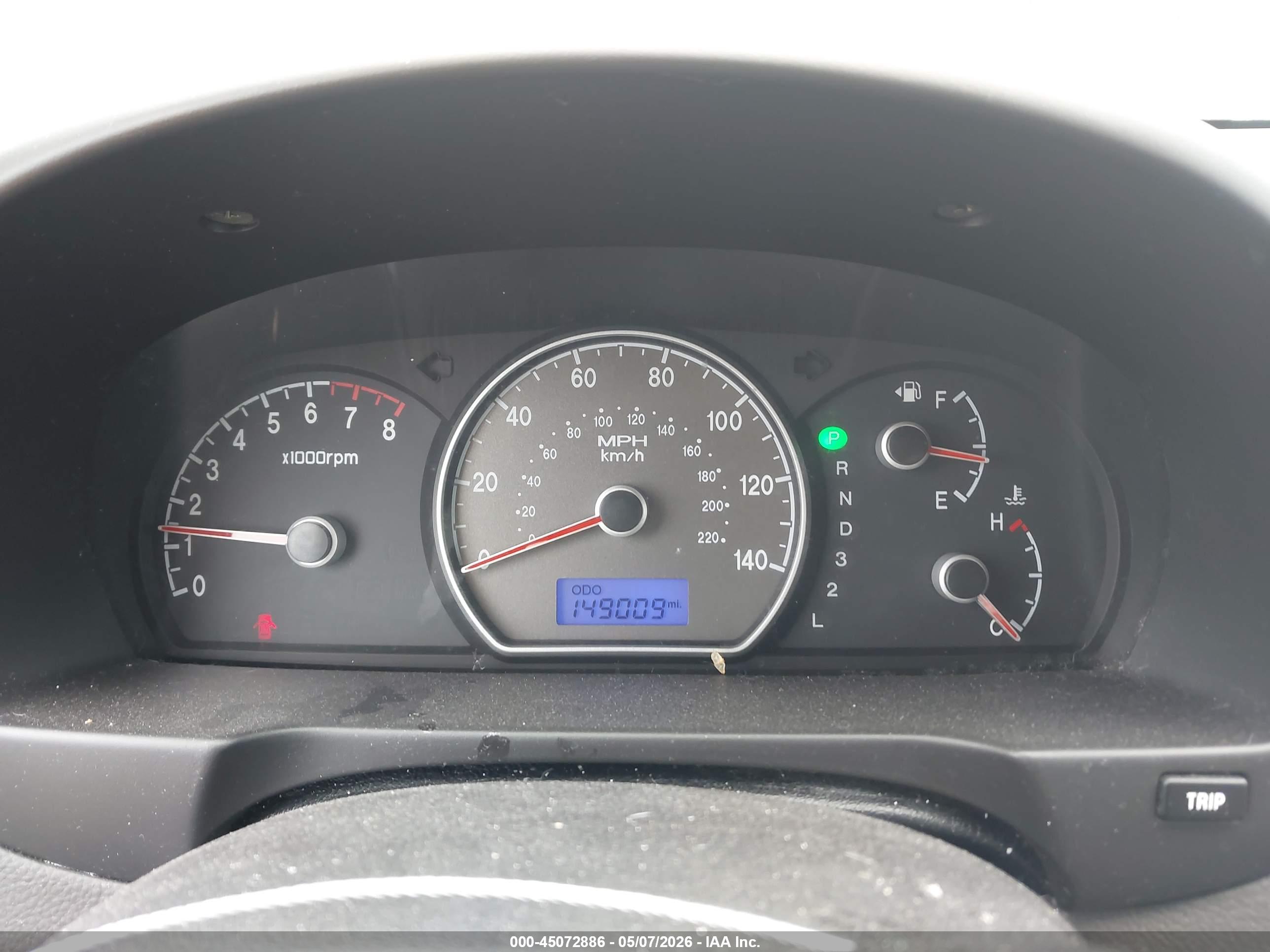 HYUNDAI ELANTRA image 7
