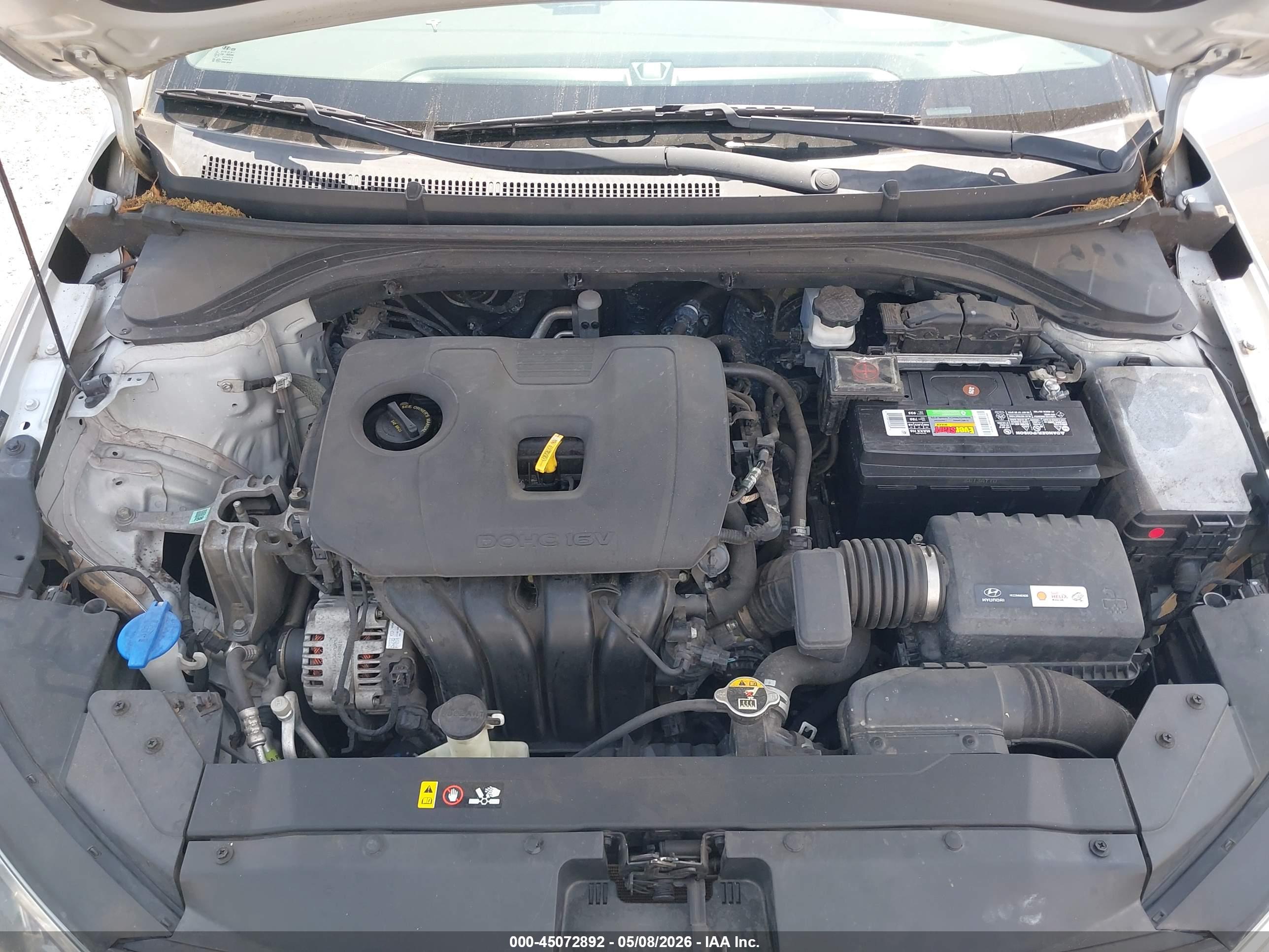 HYUNDAI ELANTRA image 10