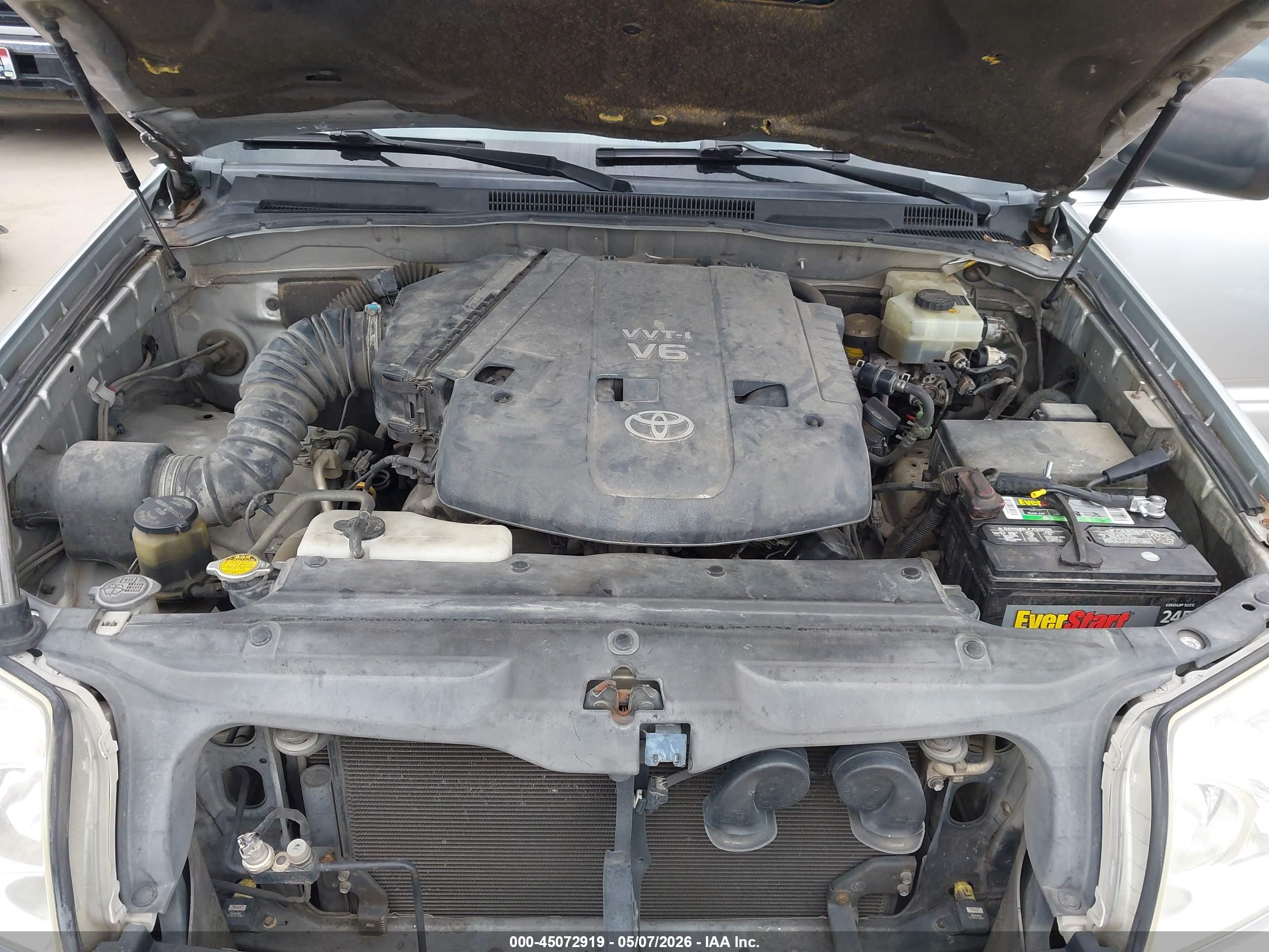 TOYOTA 4RUNNER image 10