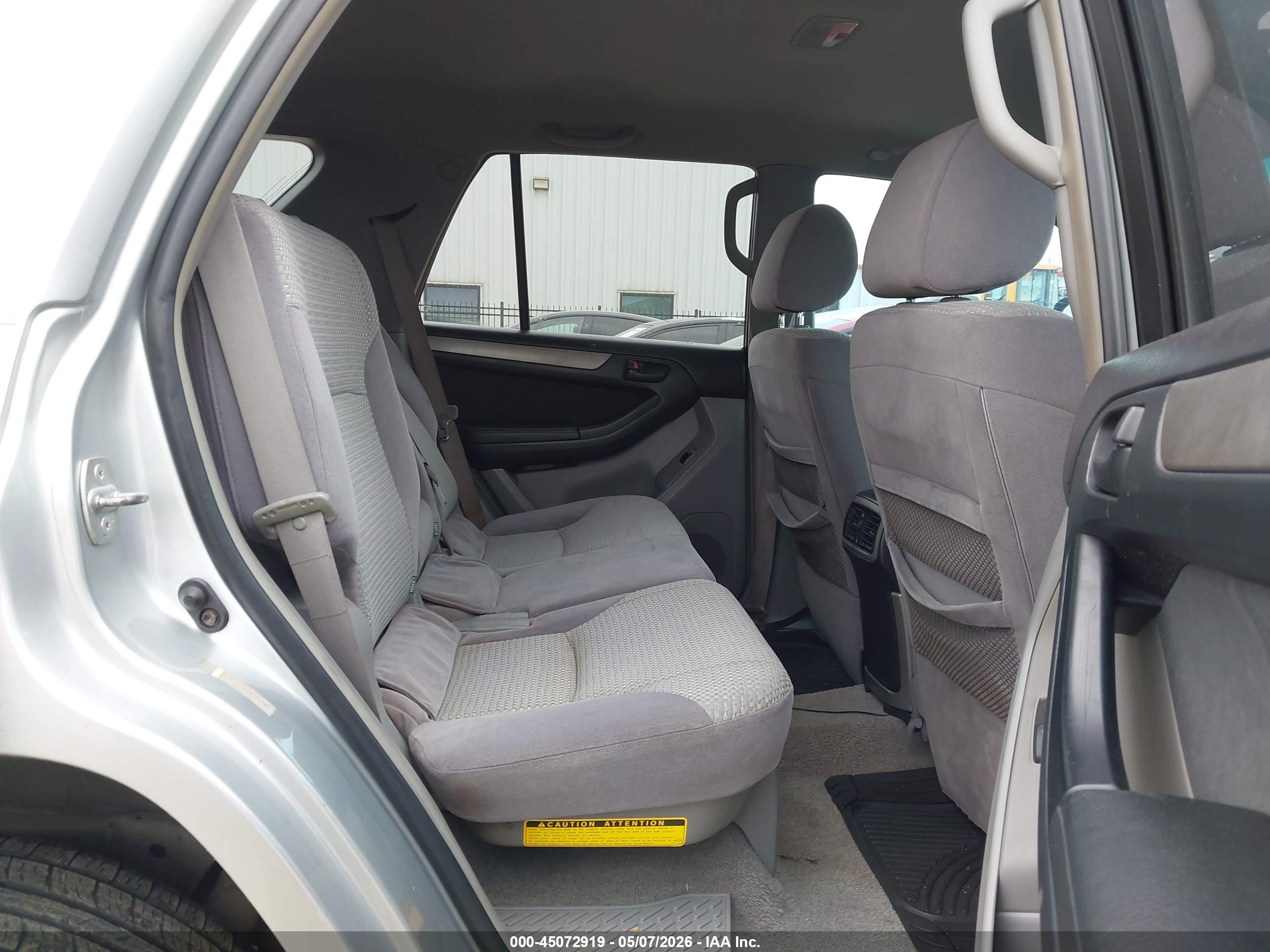 TOYOTA 4RUNNER image 8