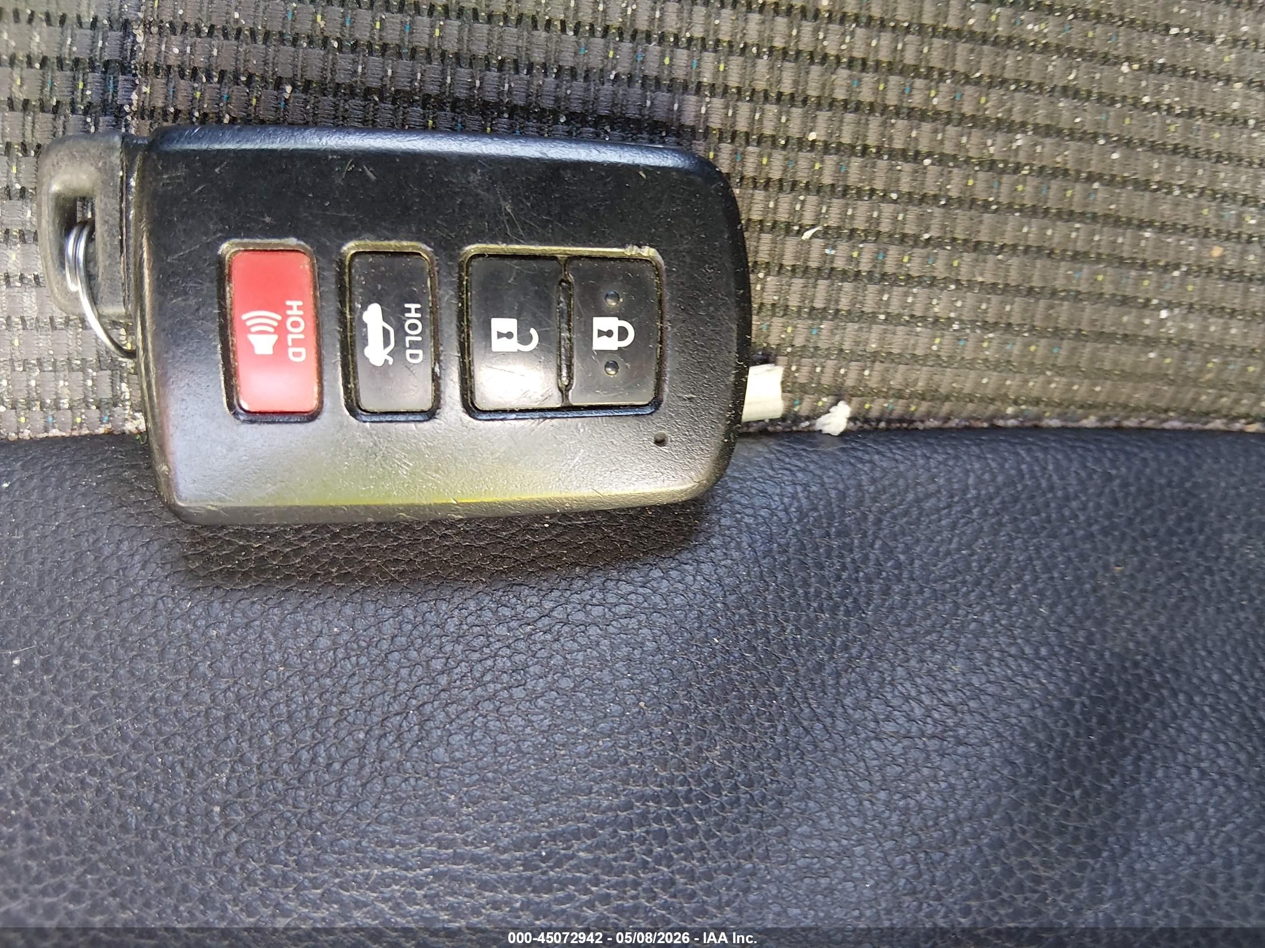 TOYOTA COROLLA image 11
