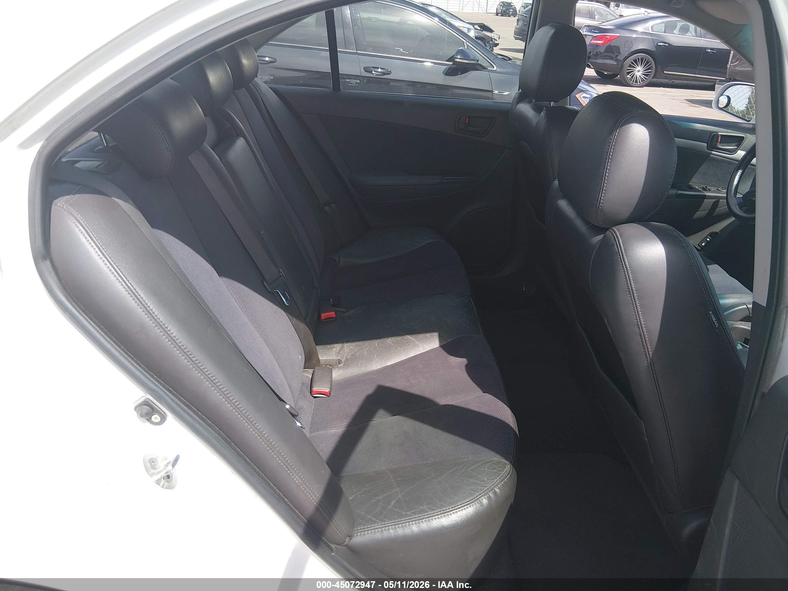 HYUNDAI SONATA image 8
